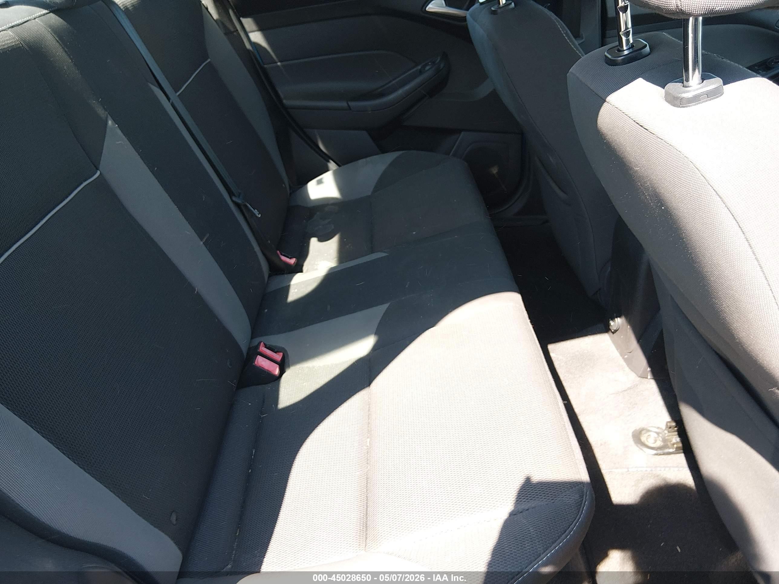 2013 Ford Focus Se Blue vin: 1FADP3F25DL258094
