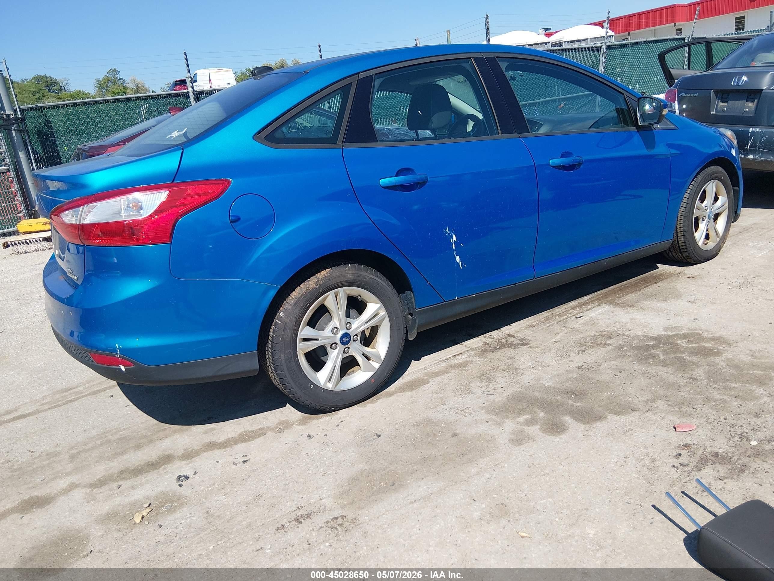 2013 Ford Focus Se Blue vin: 1FADP3F25DL258094