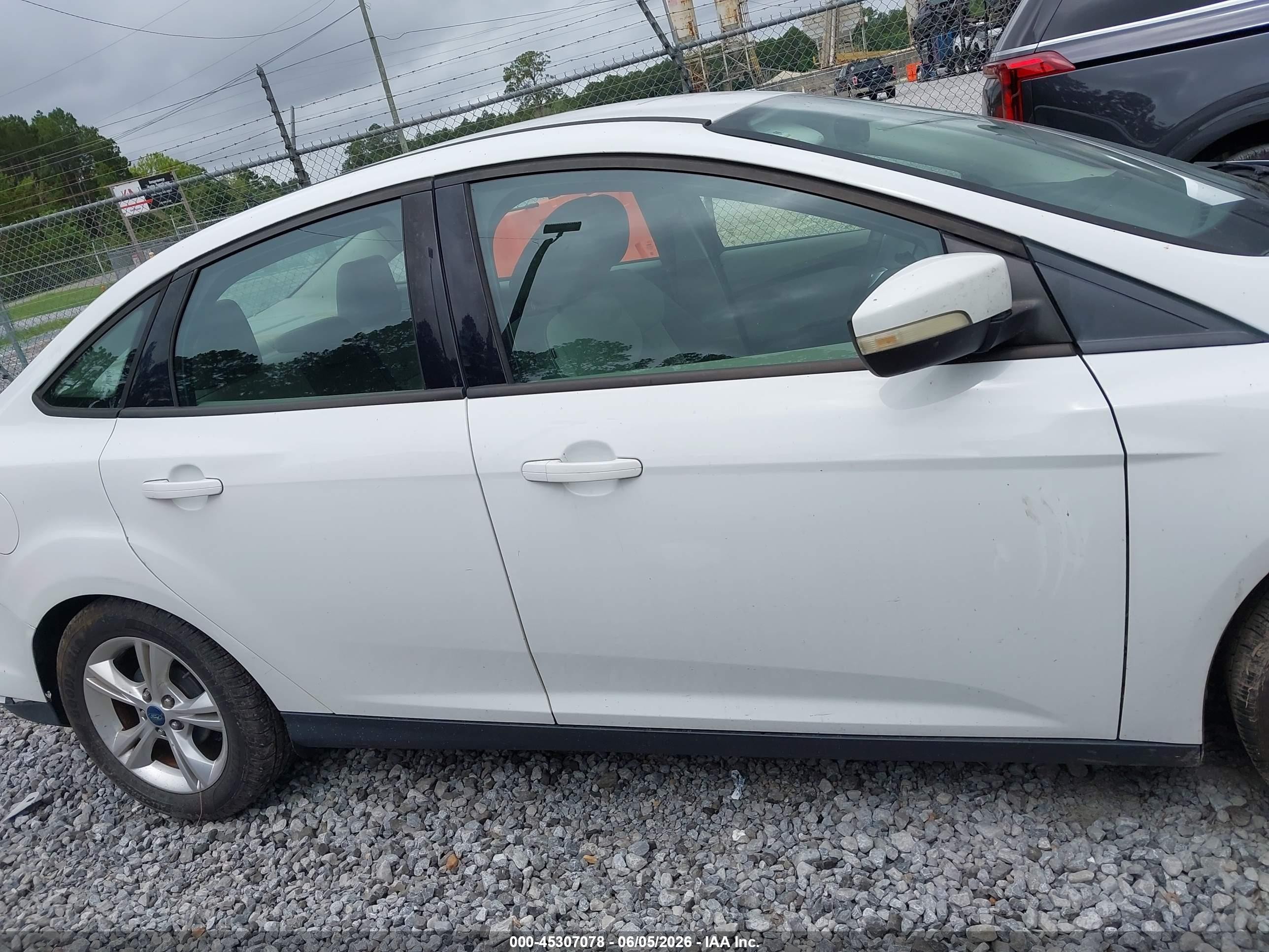 2013 Ford Focus Se White vin: 1FADP3F25DL262582