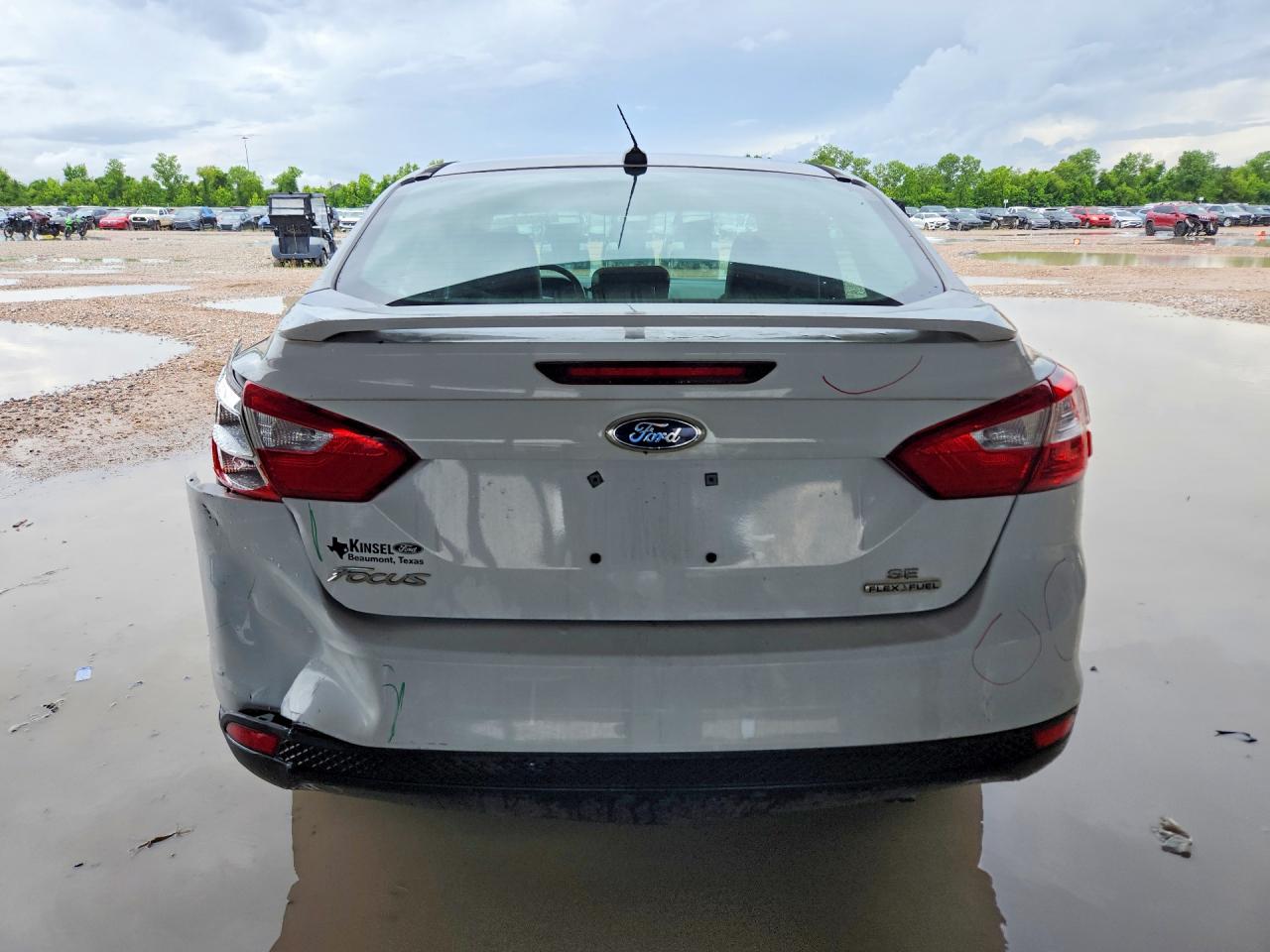 2013 Ford Focus Se White vin: 1FADP3F25DL265403