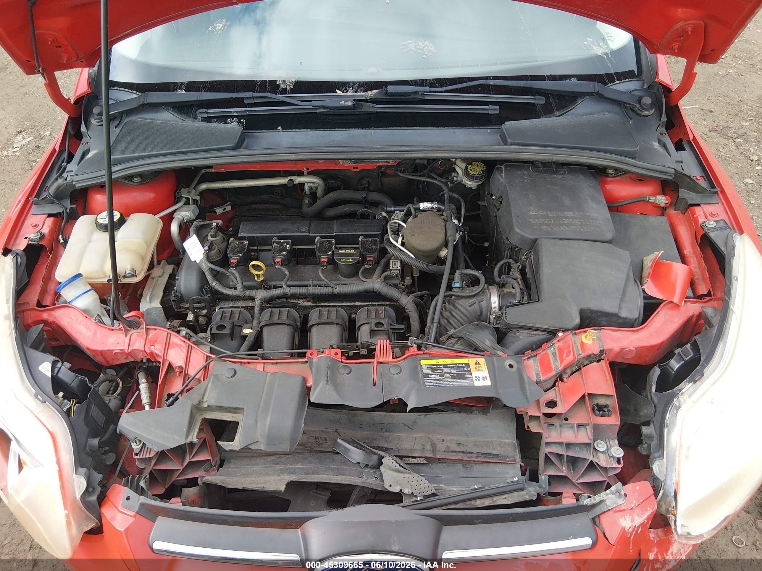 2013 Ford Focus Se Красный vin: 1FADP3F25DL288454