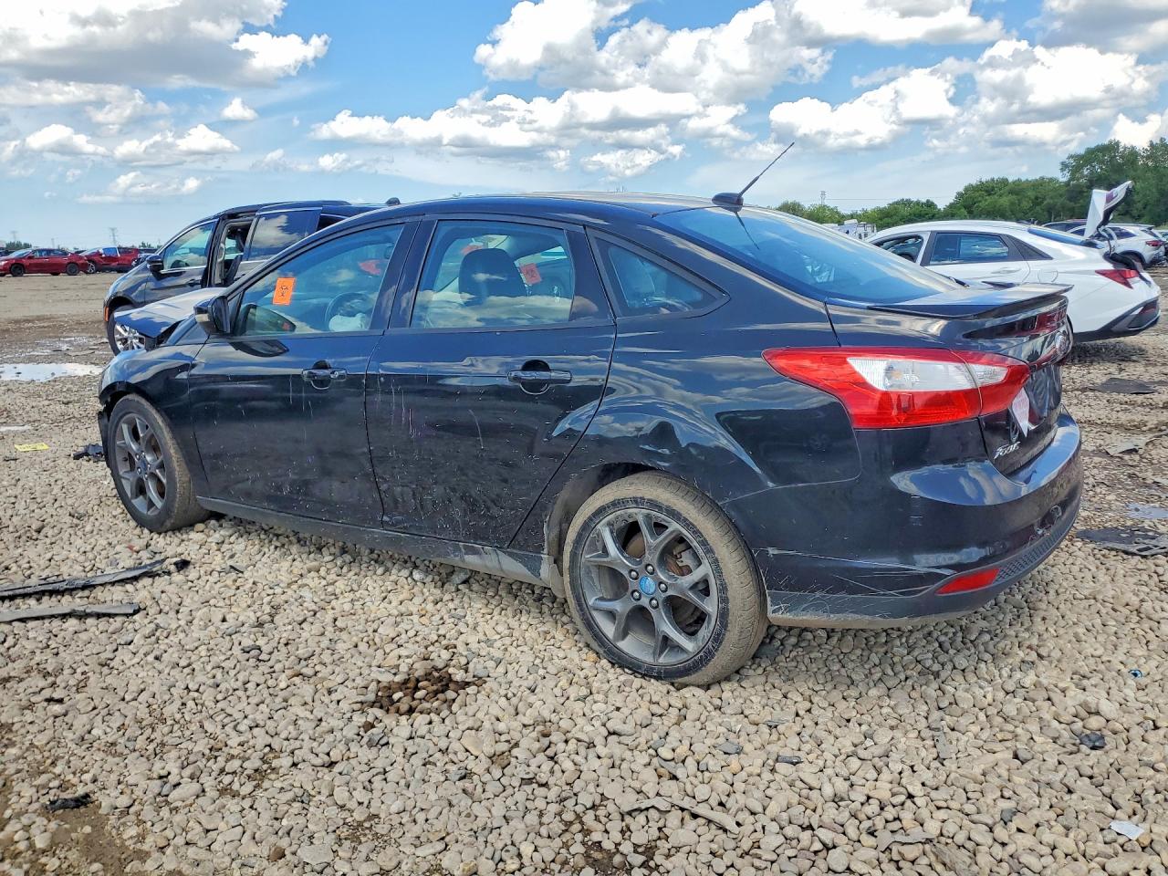 2013 Ford Focus Se Black vin: 1FADP3F25DL288972