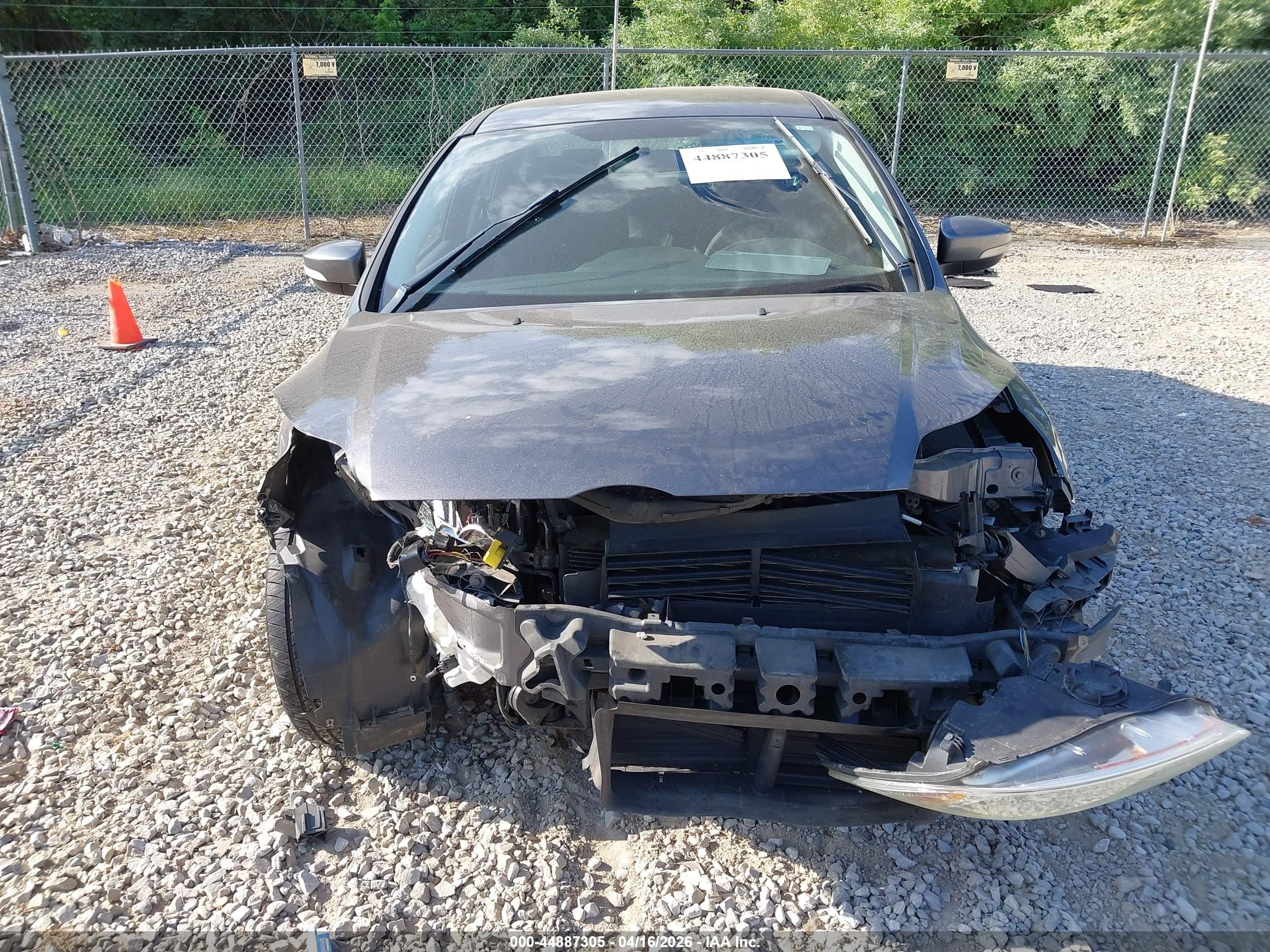 2013 Ford Focus Se Серый vin: 1FADP3F25DL323462
