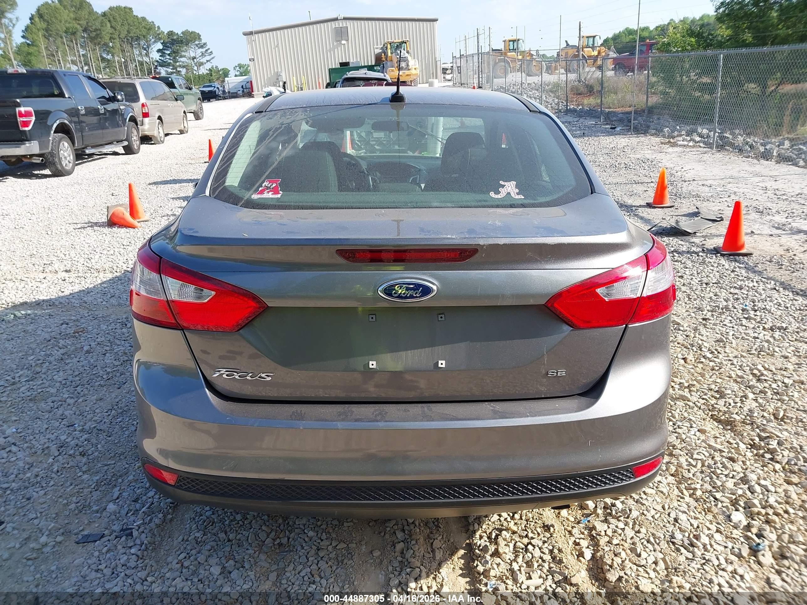 2013 Ford Focus Se Серый vin: 1FADP3F25DL323462