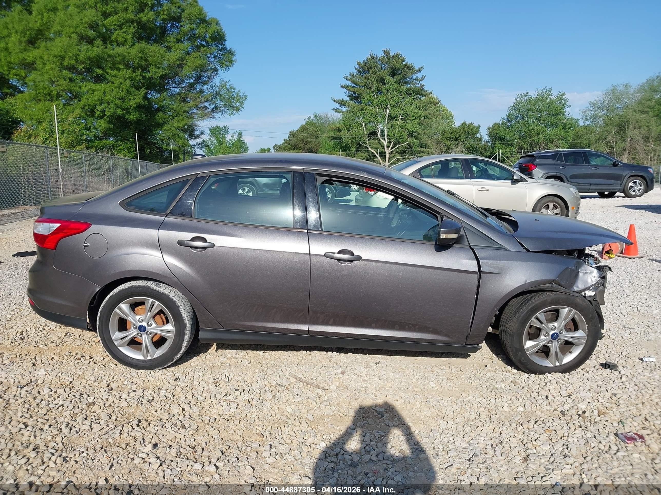 2013 Ford Focus Se Серый vin: 1FADP3F25DL323462