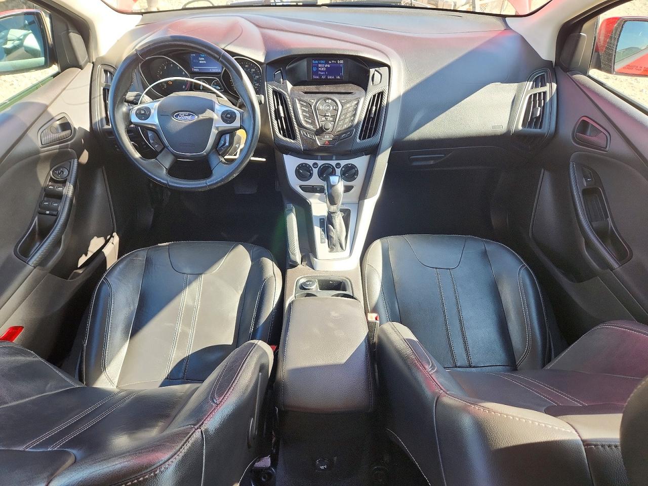 2013 Ford Focus Se Red vin: 1FADP3F25DL337118