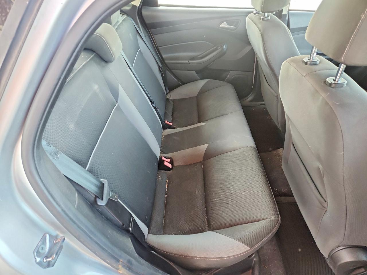 2013 Ford Focus Se Silver vin: 1FADP3F25DL355103