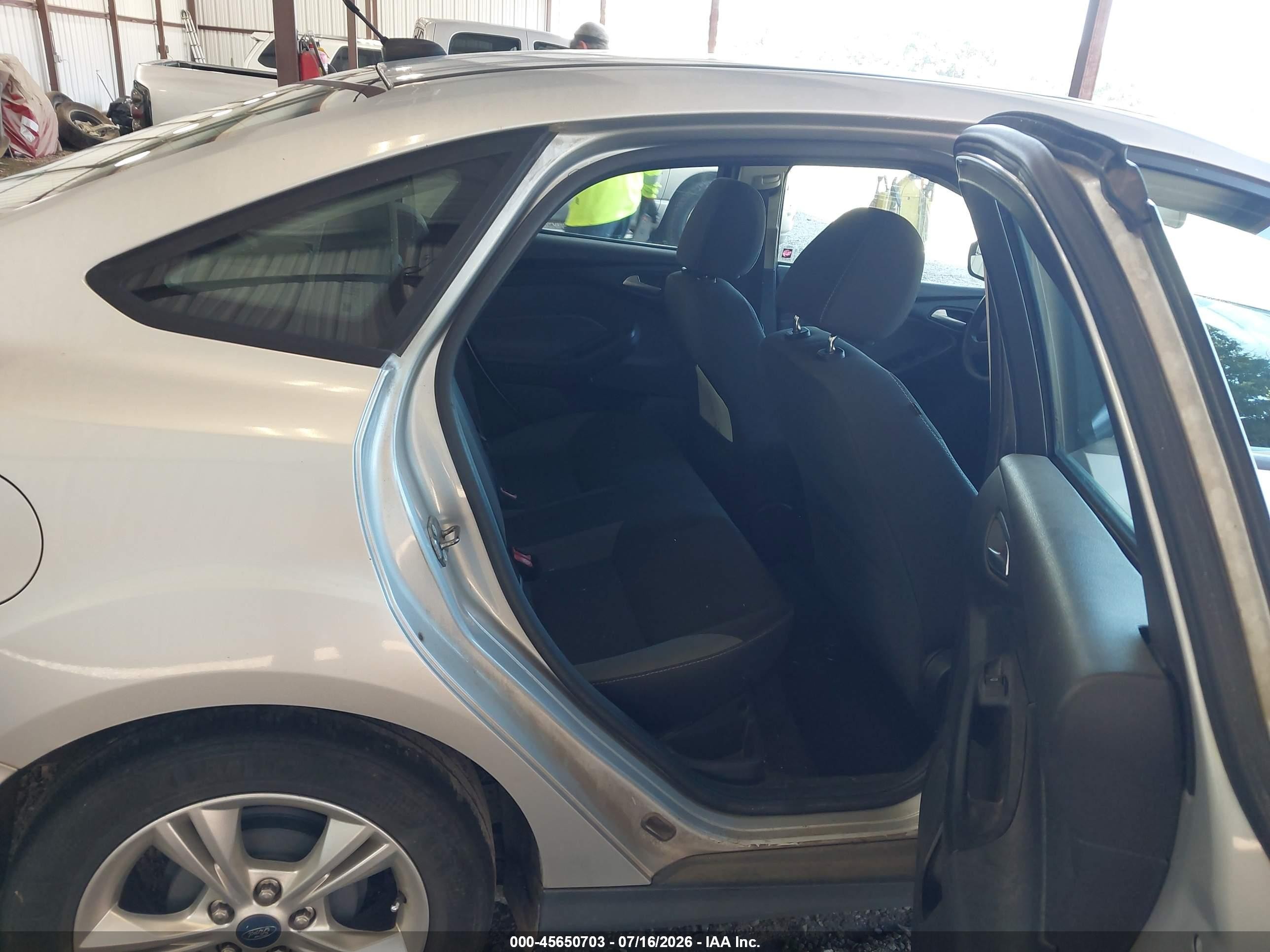 2013 Ford Focus Se Silver vin: 1FADP3F25DL368692
