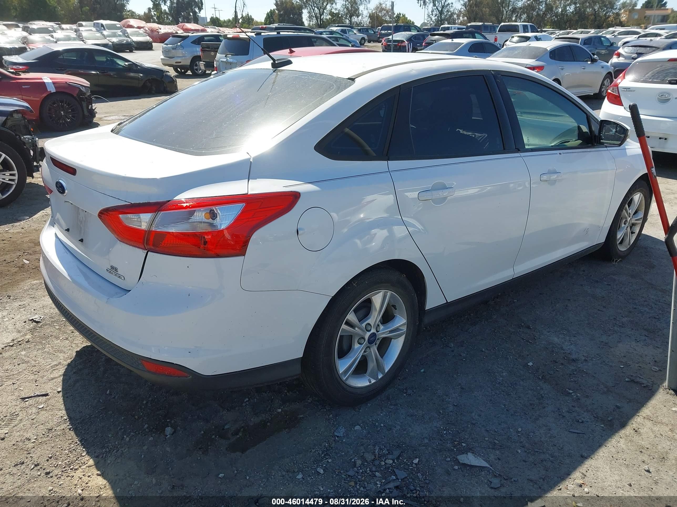 2014 Ford Focus Se White vin: 1FADP3F25EL103627