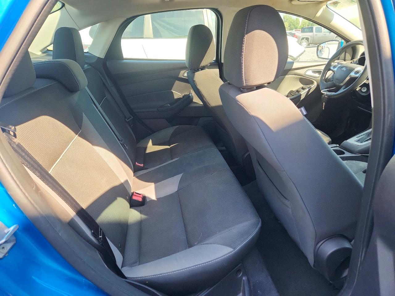 2014 Ford Focus Se Blue vin: 1FADP3F25EL105247