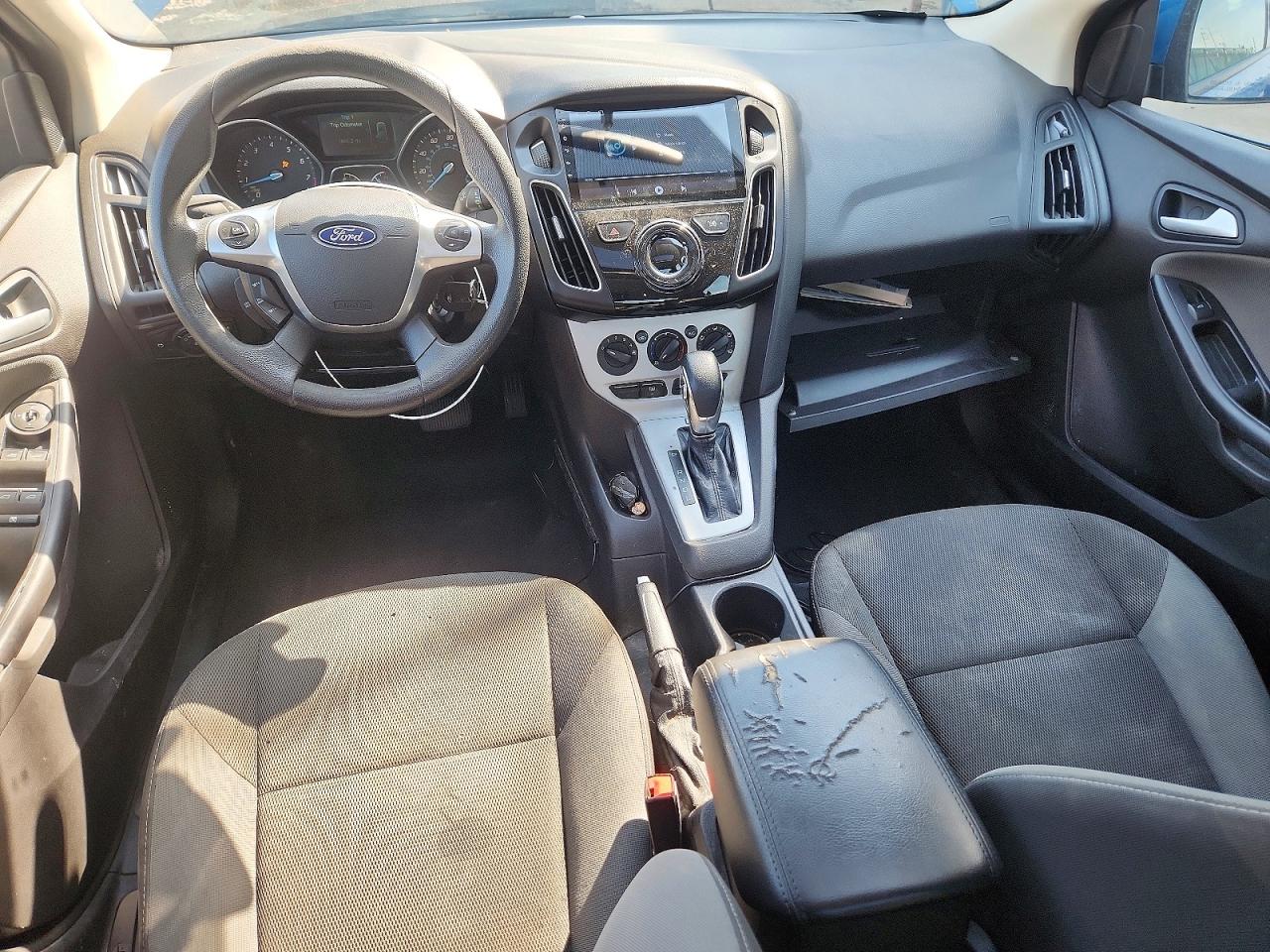 2014 Ford Focus Se Blue vin: 1FADP3F25EL105247
