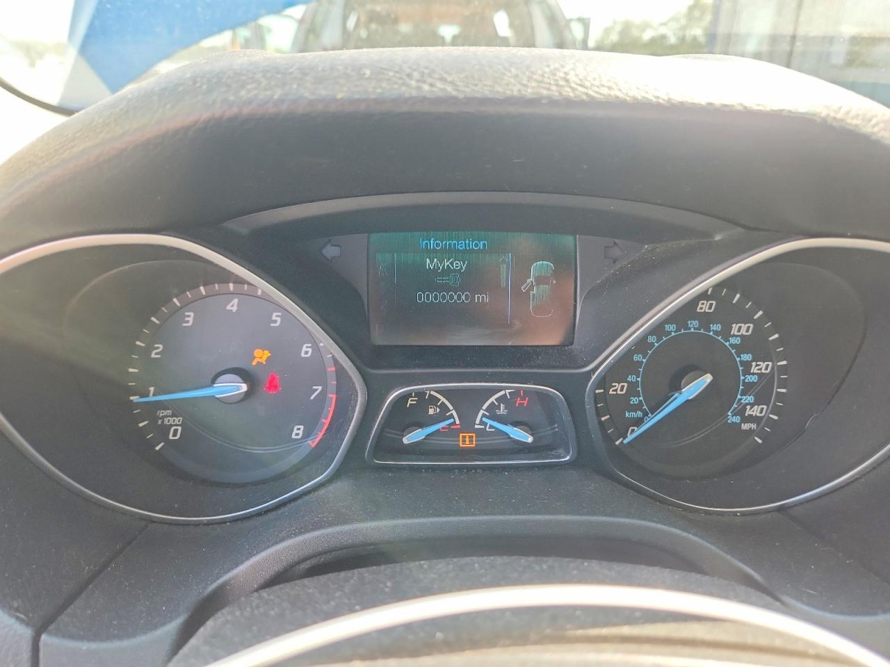 2014 Ford Focus Se Blue vin: 1FADP3F25EL105247