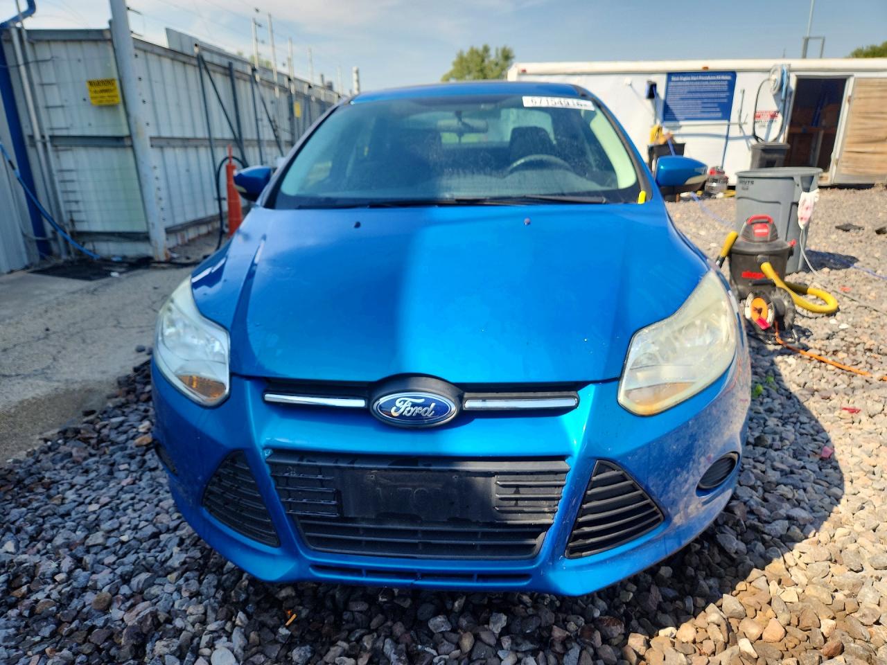 2014 Ford Focus Se Blue vin: 1FADP3F25EL105247