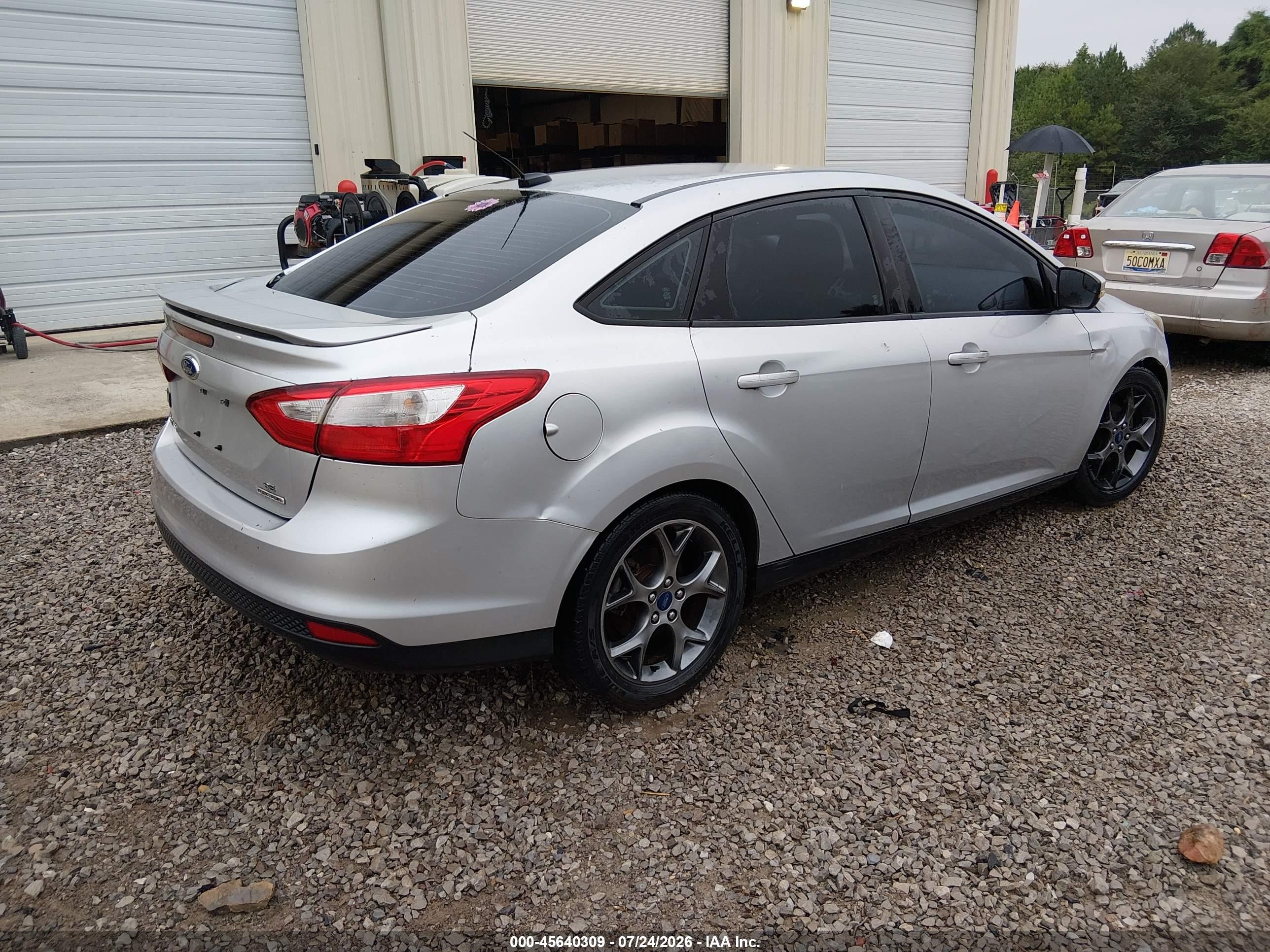 2014 Ford Focus Se Silver vin: 1FADP3F25EL107449