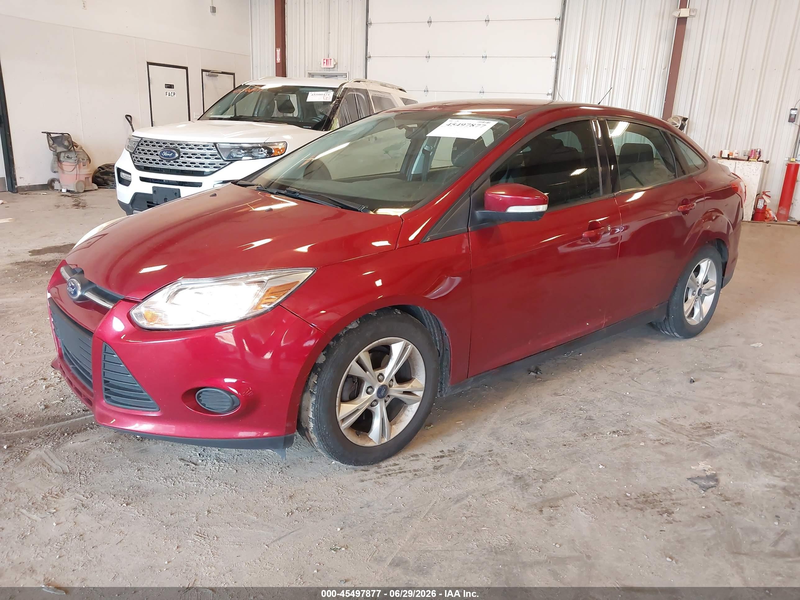 2014 Ford Focus Se Red vin: 1FADP3F25EL107760