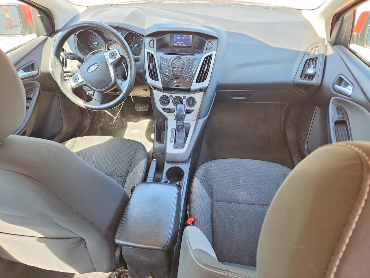 2014 Ford Focus Se Red vin: 1FADP3F25EL124526