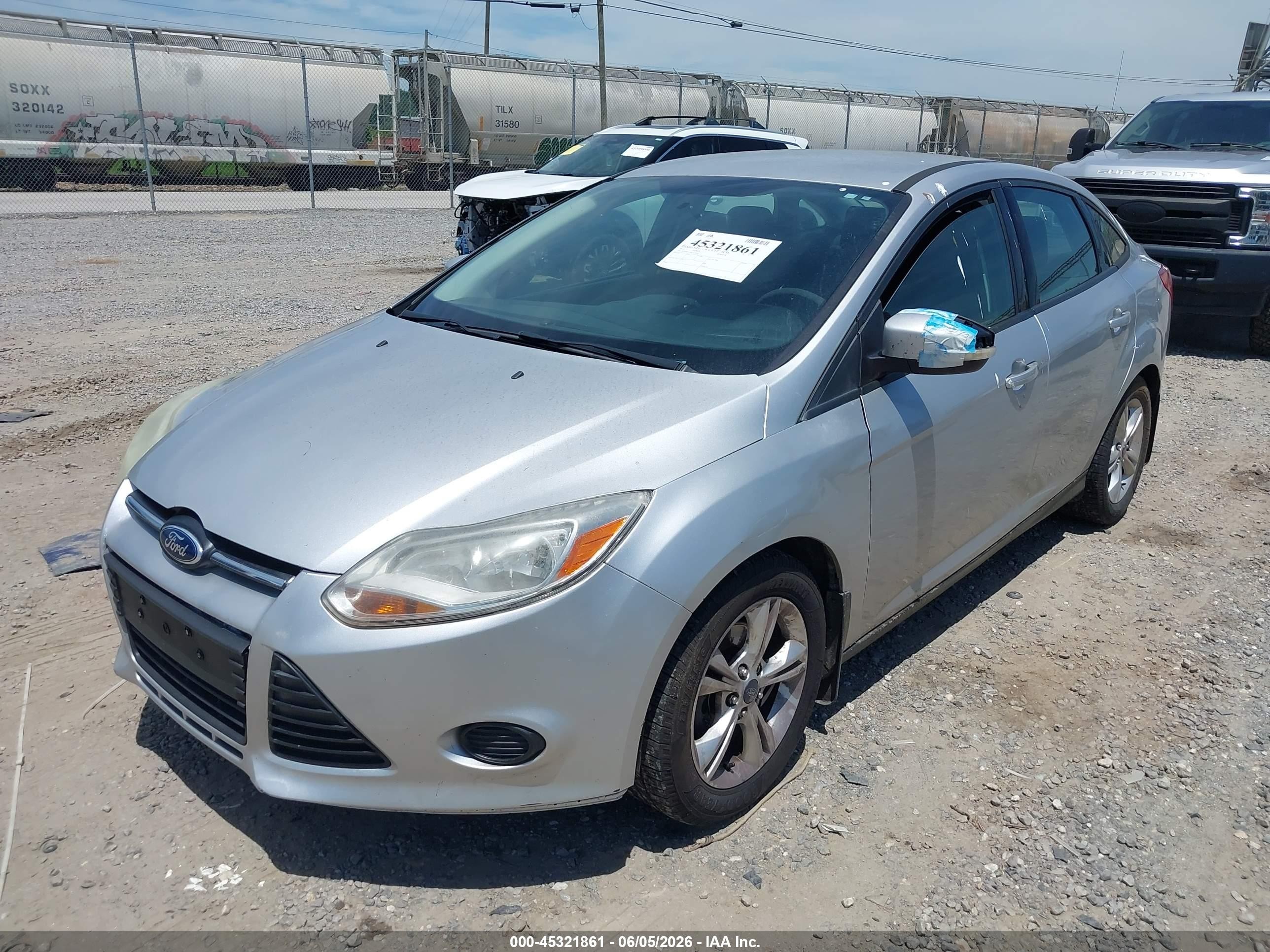 2014 Ford Focus Se Silver vin: 1FADP3F25EL129192