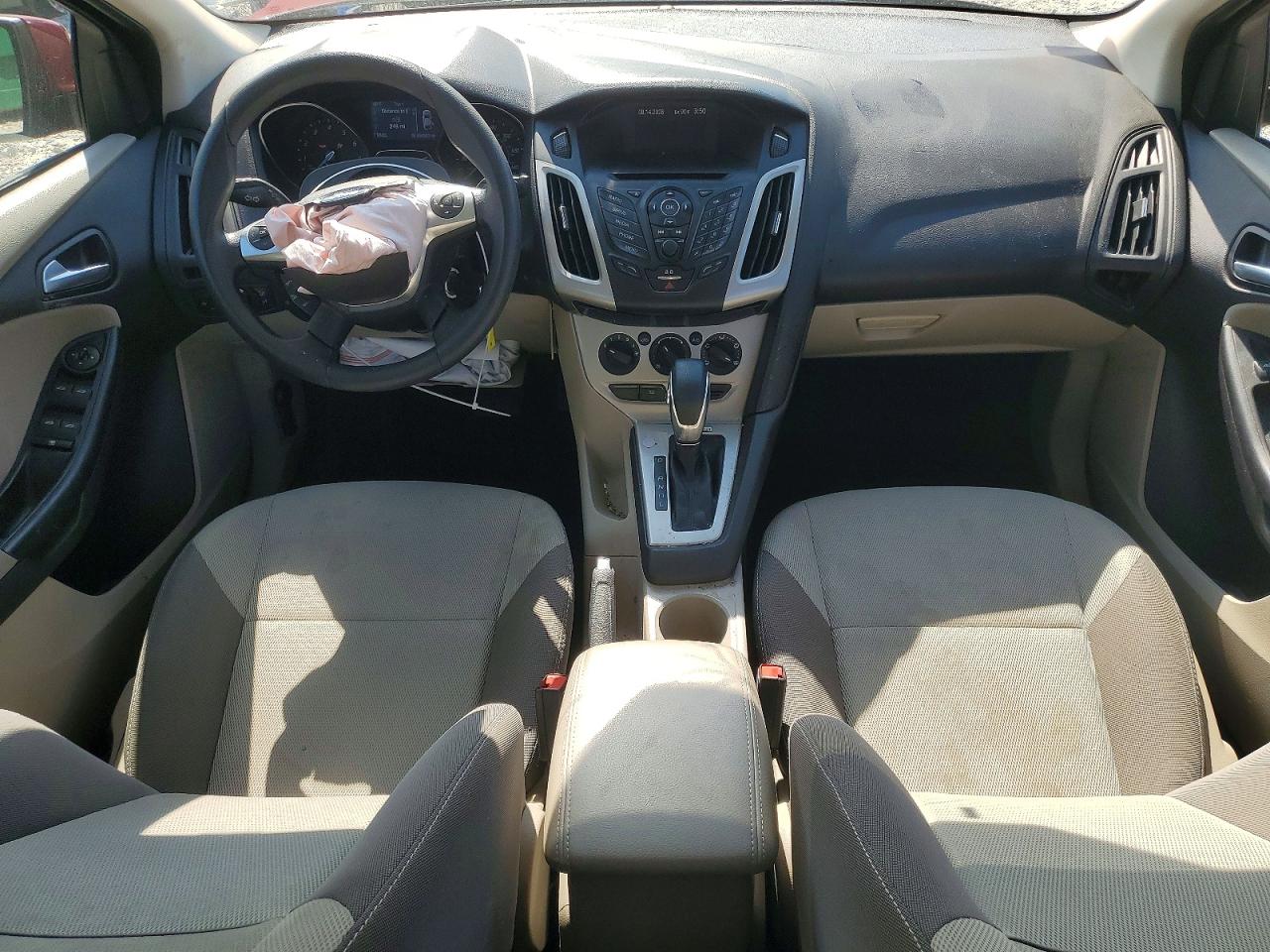 2014 Ford Focus Se Red vin: 1FADP3F25EL134361