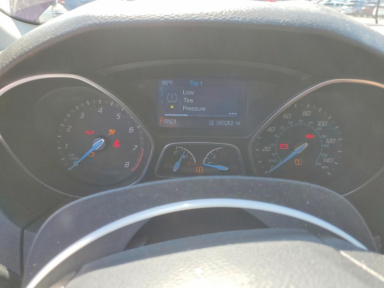2014 Ford Focus Se Red vin: 1FADP3F25EL134361