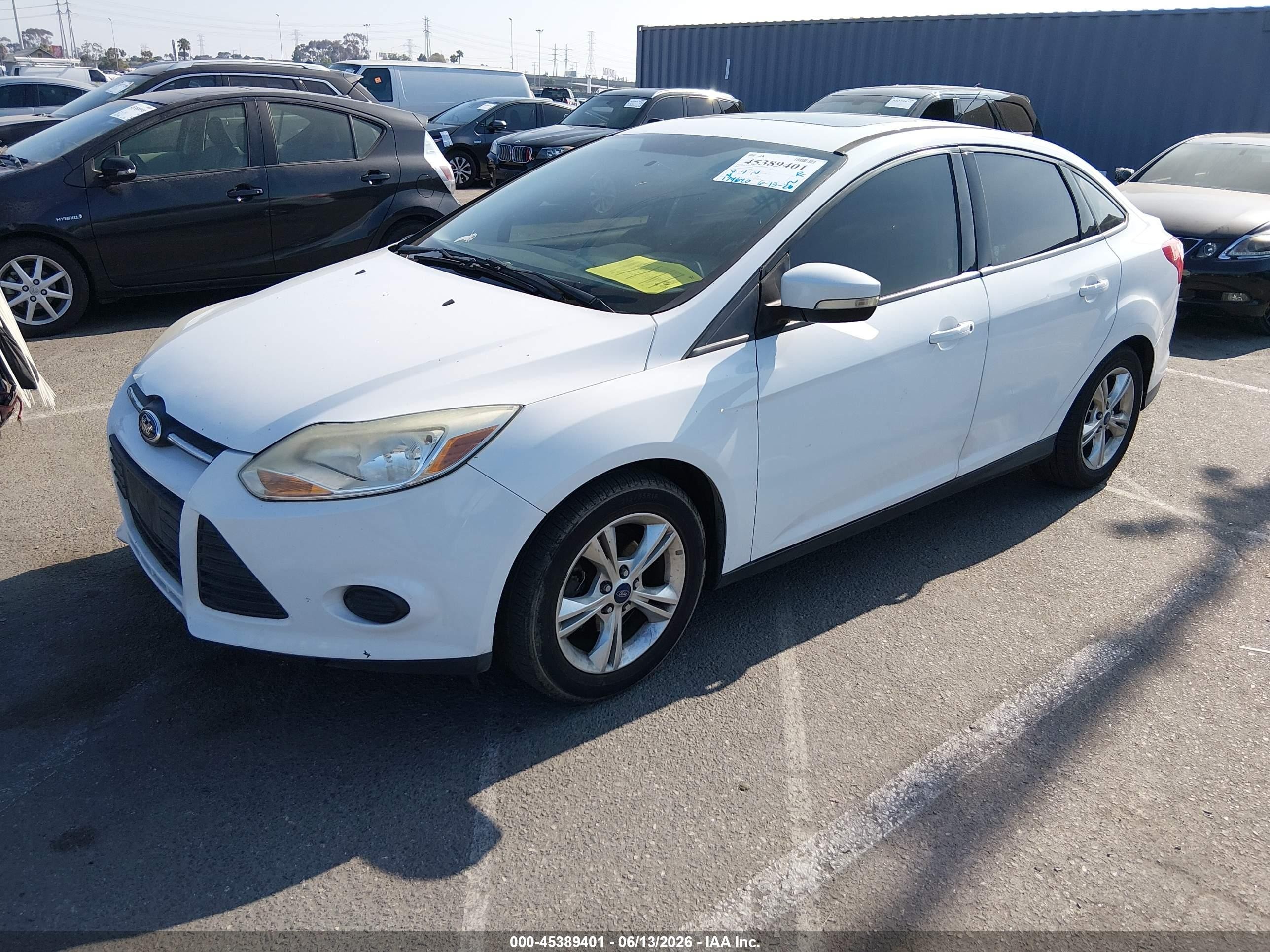 2014 Ford Focus Se White vin: 1FADP3F25EL150690