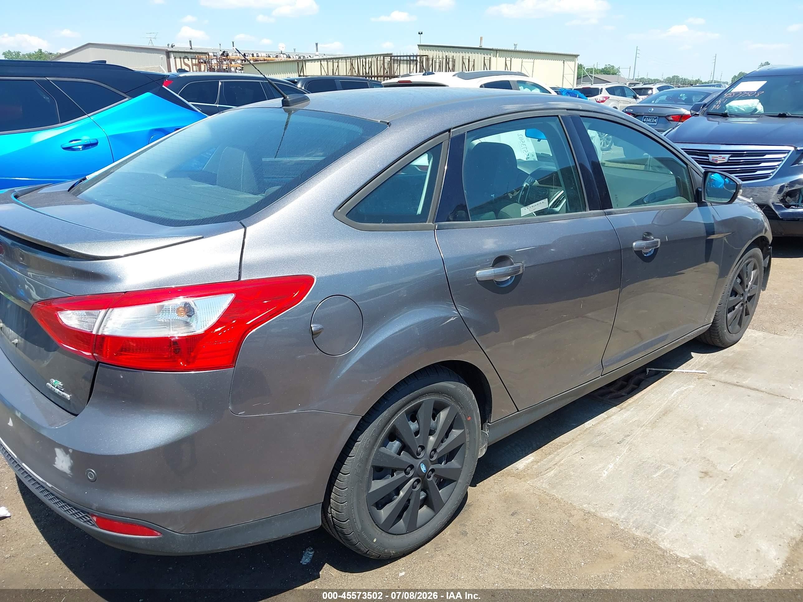 2014 Ford Focus Se Серый vin: 1FADP3F25EL160877