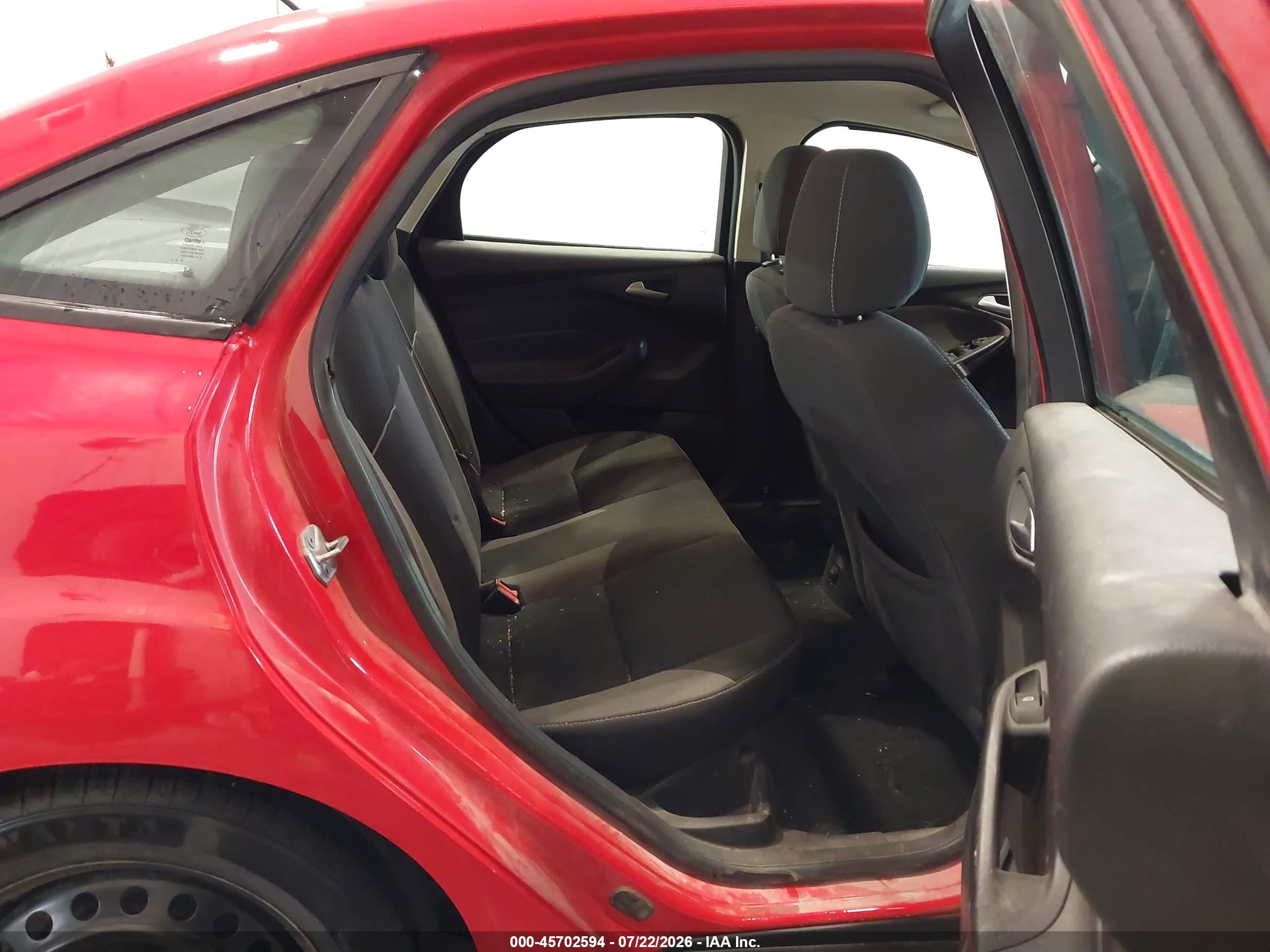 2014 Ford Focus Se Red vin: 1FADP3F25EL162094