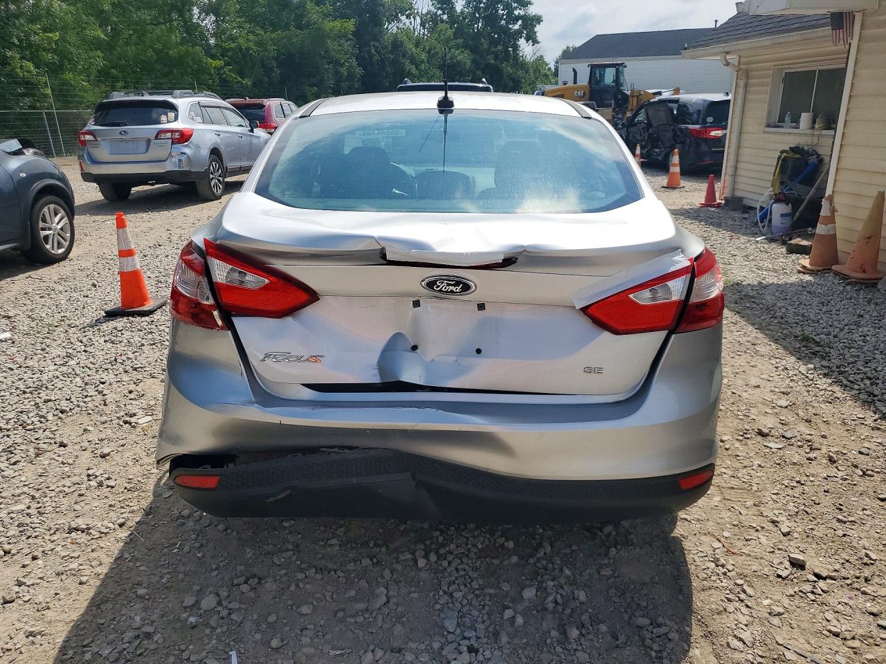 2014 Ford Focus Se Silver vin: 1FADP3F25EL202335