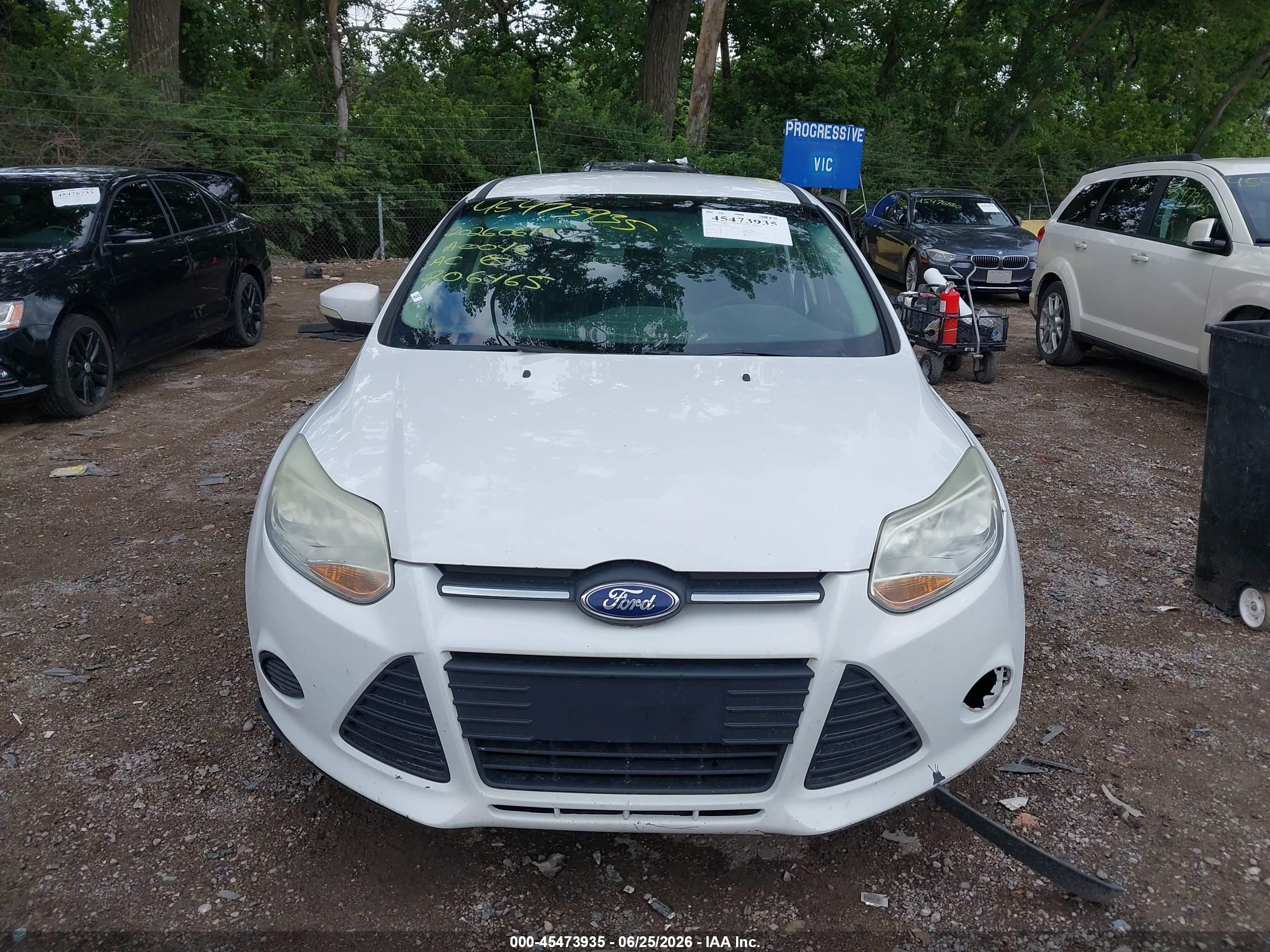 2014 Ford Focus Se Белый vin: 1FADP3F25EL206465