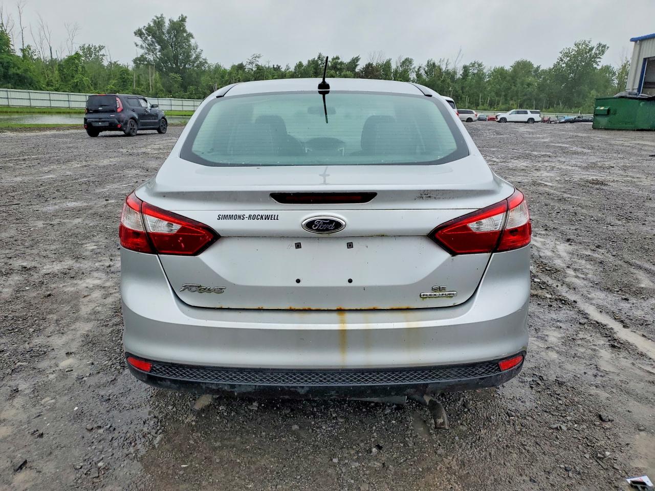 2014 Ford Focus Se Серебряный vin: 1FADP3F25EL239143