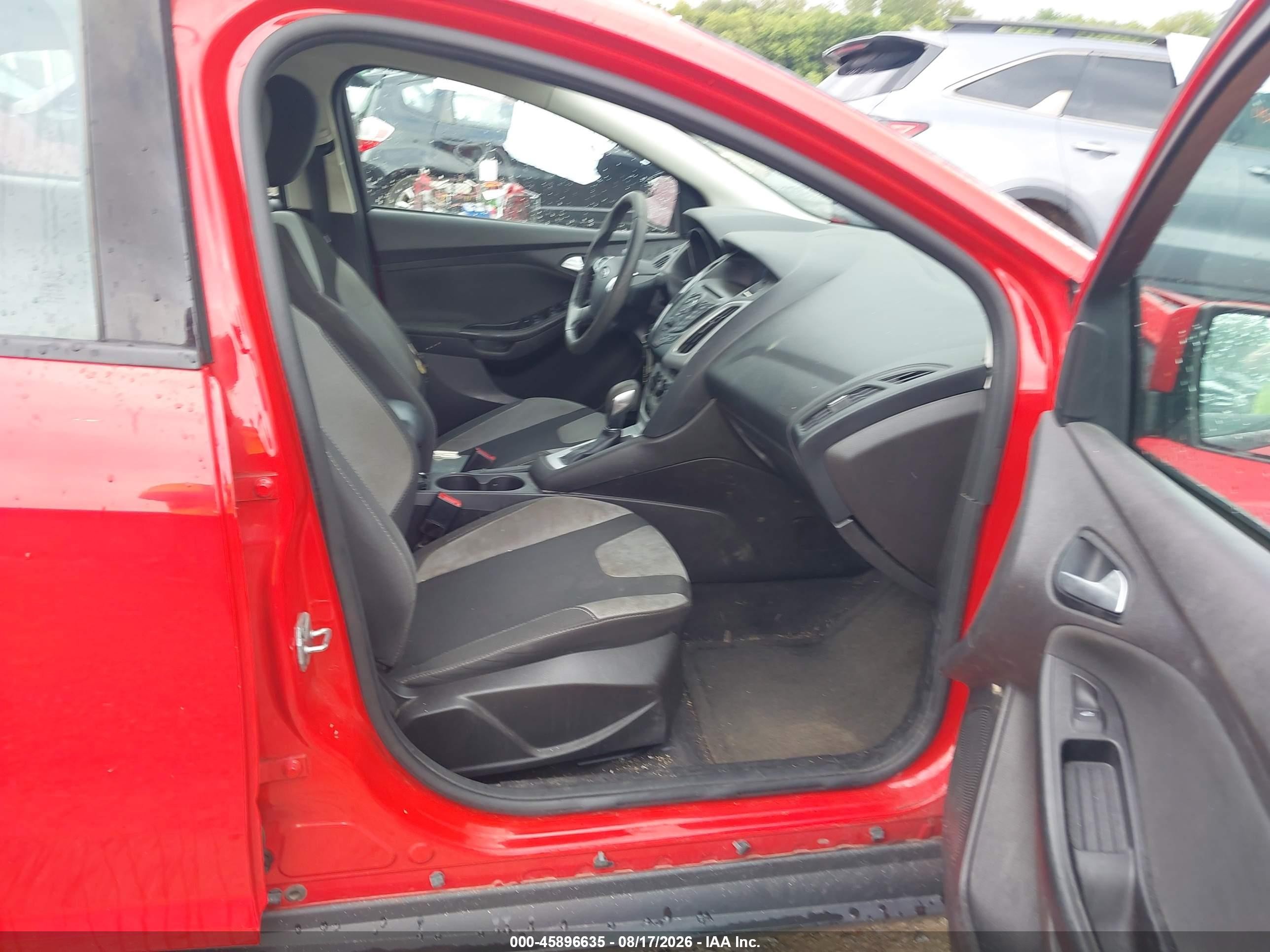 2014 Ford Focus Se Red vin: 1FADP3F25EL241149