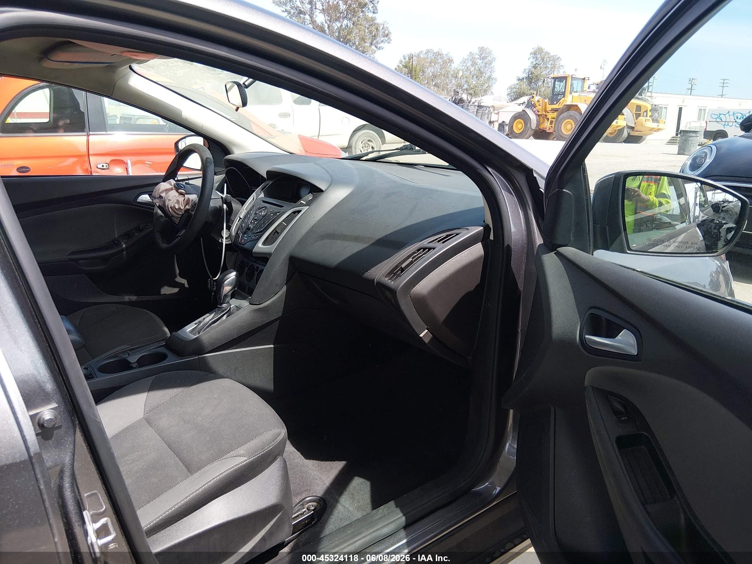 2014 Ford Focus Se Gray vin: 1FADP3F25EL241748