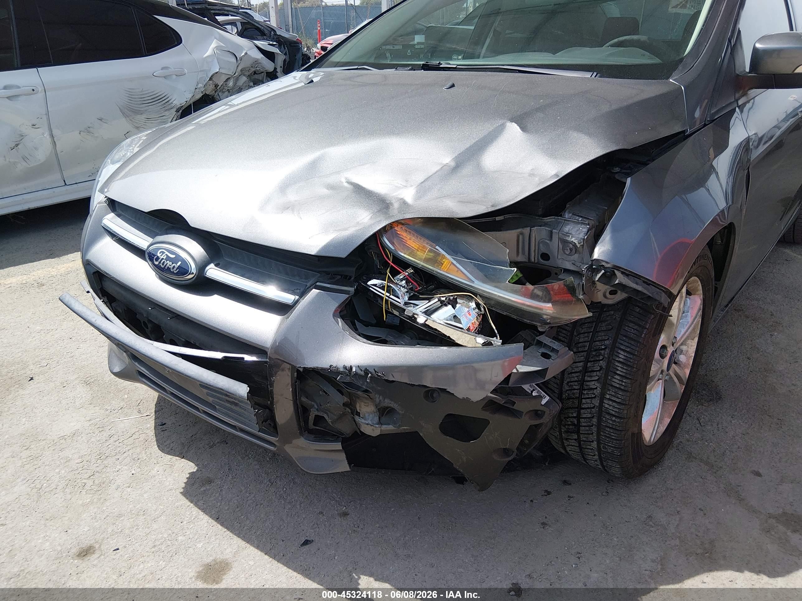 2014 Ford Focus Se Gray vin: 1FADP3F25EL241748