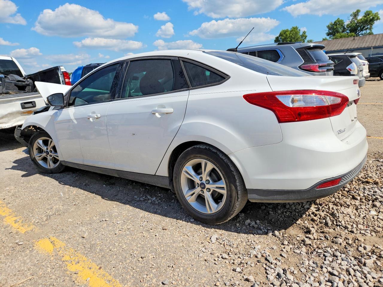 2014 Ford Focus Se White vin: 1FADP3F25EL246822