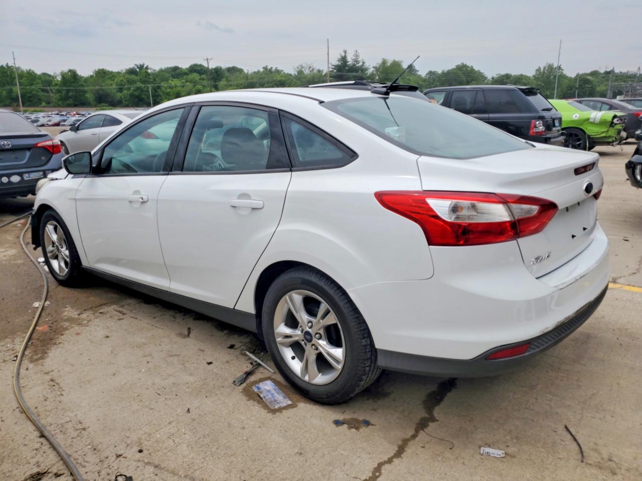2014 Ford Focus Se White vin: 1FADP3F25EL265404