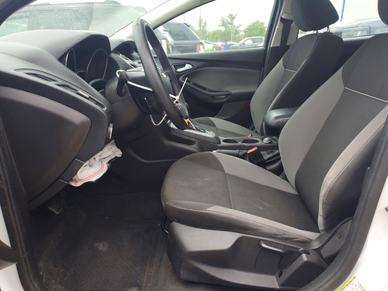 2014 Ford Focus Se White vin: 1FADP3F25EL265404
