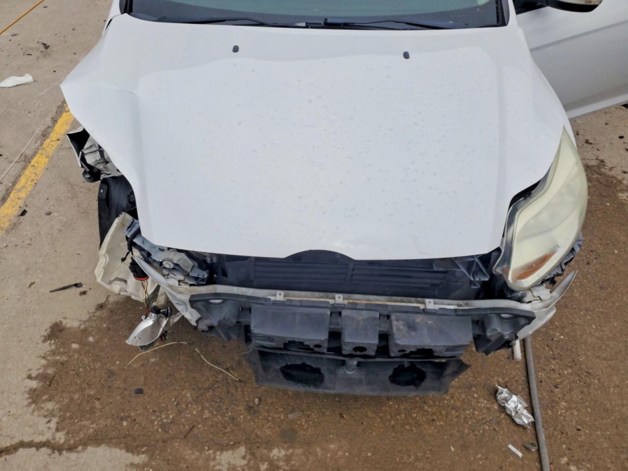 2014 Ford Focus Se White vin: 1FADP3F25EL265404