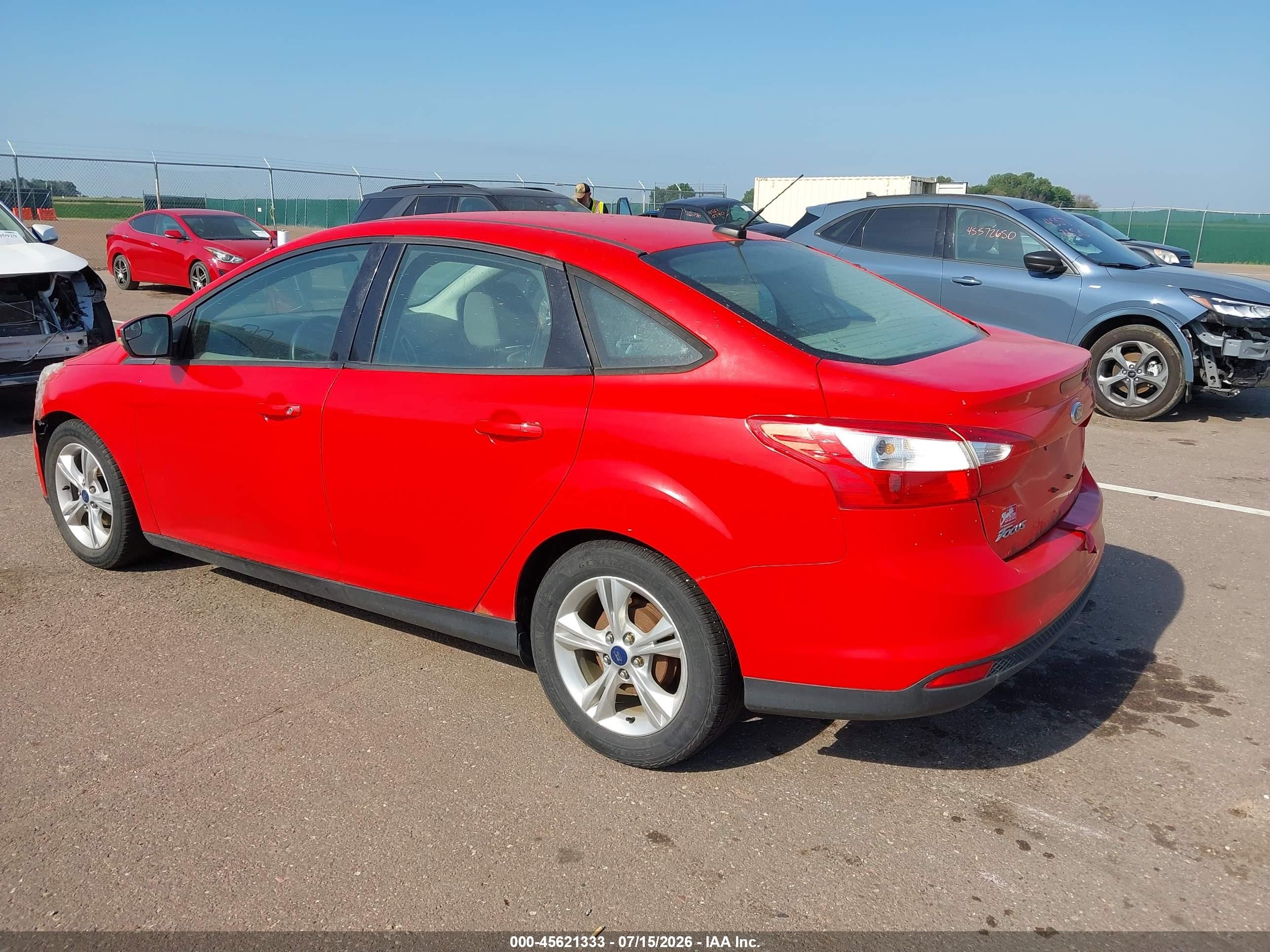2014 Ford Focus Se Красный vin: 1FADP3F25EL302709
