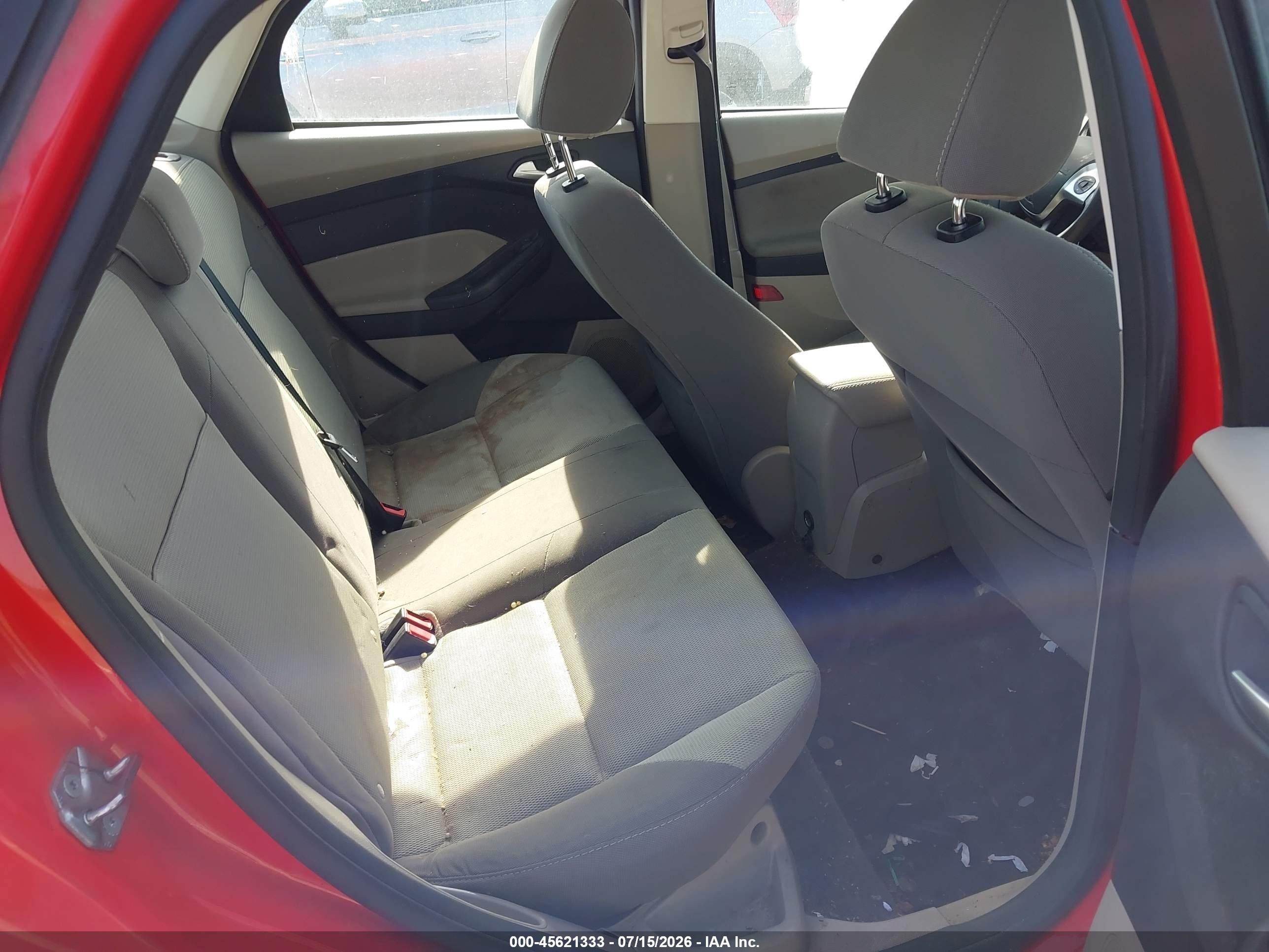 2014 Ford Focus Se Красный vin: 1FADP3F25EL302709