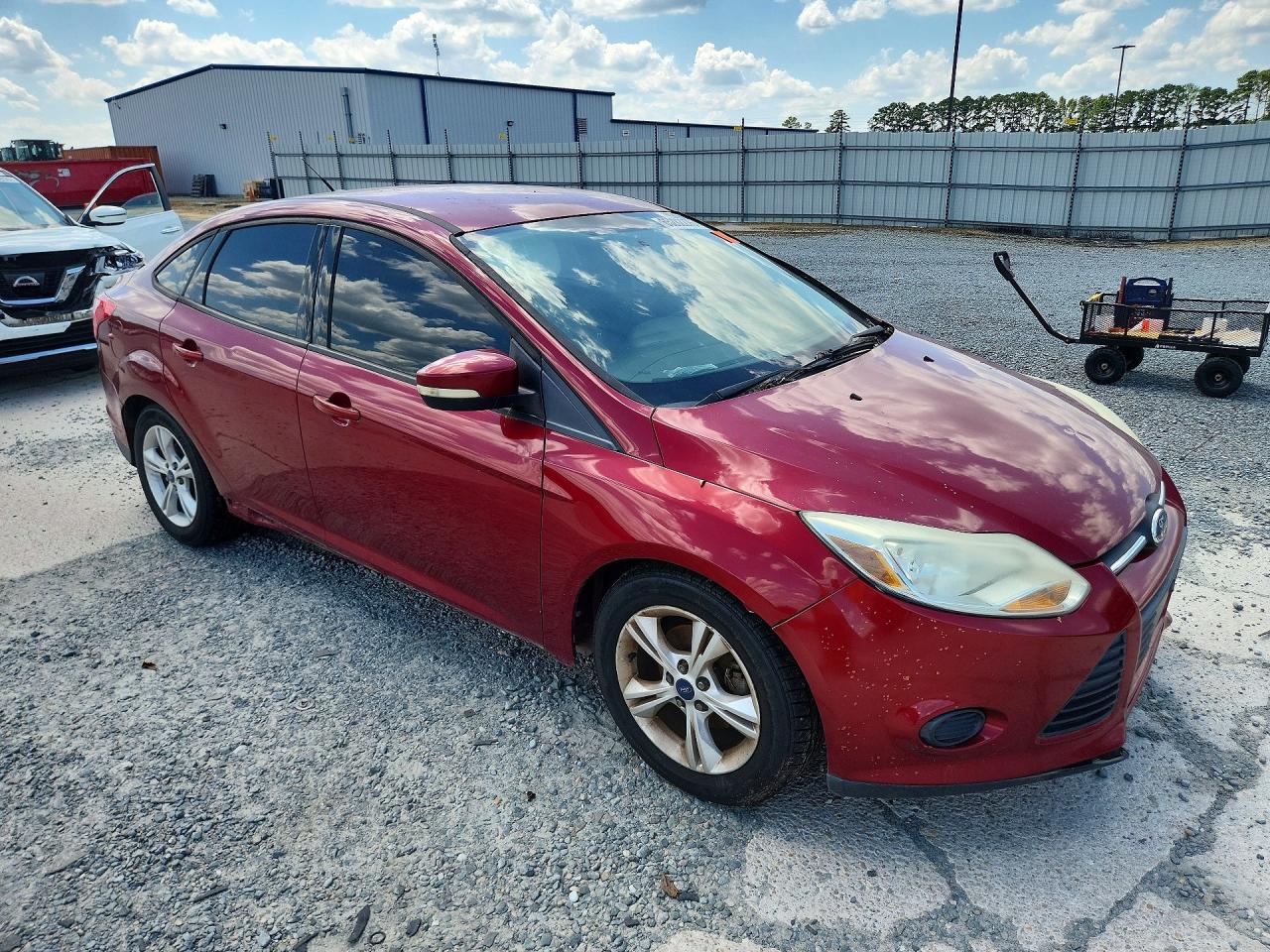2014 Ford Focus Se Red vin: 1FADP3F25EL320403