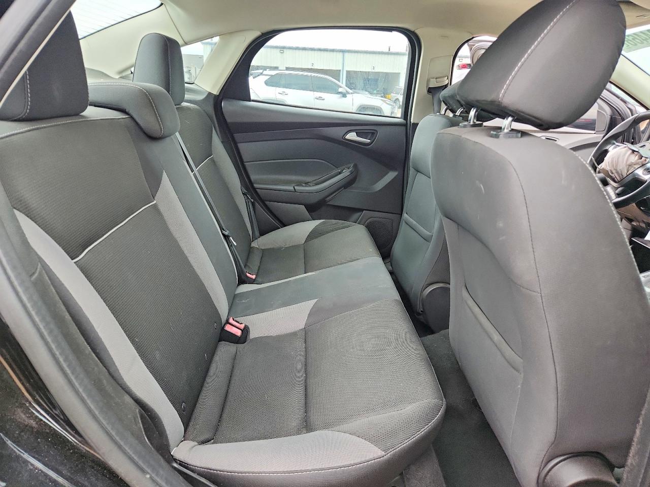 2014 Ford Focus Se Black vin: 1FADP3F25EL320417