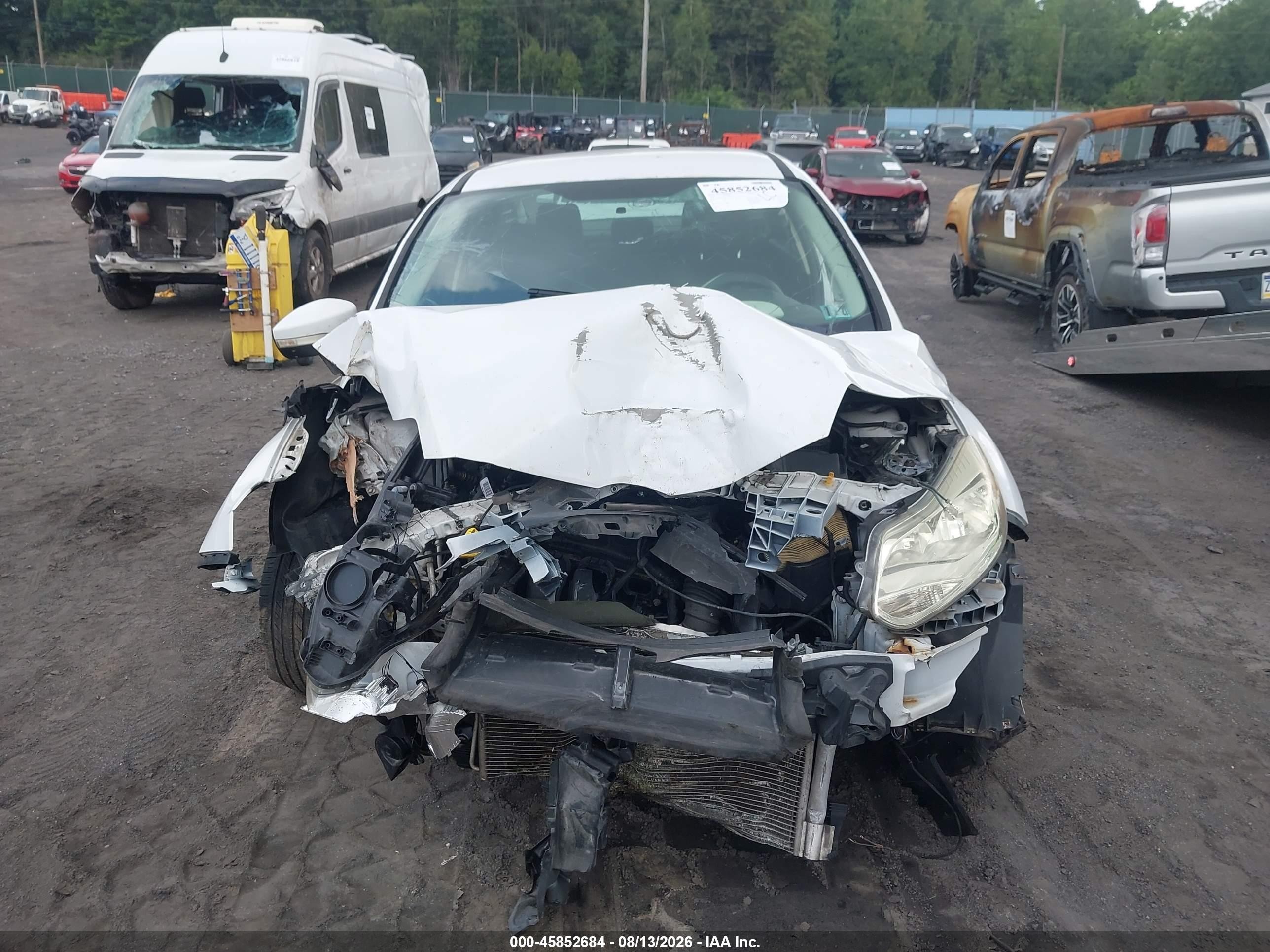 2014 Ford Focus Se White vin: 1FADP3F25EL338674