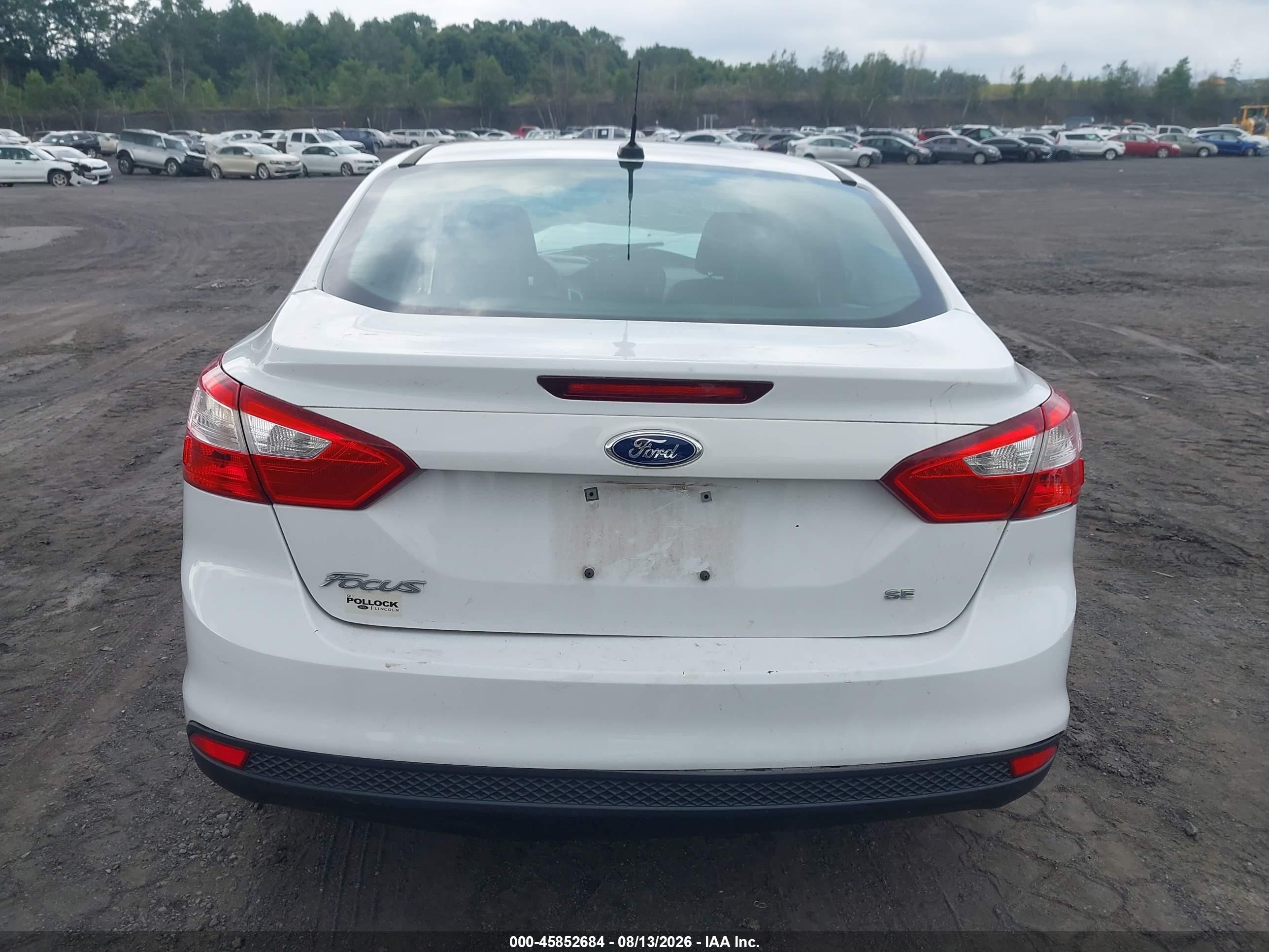 2014 Ford Focus Se White vin: 1FADP3F25EL338674