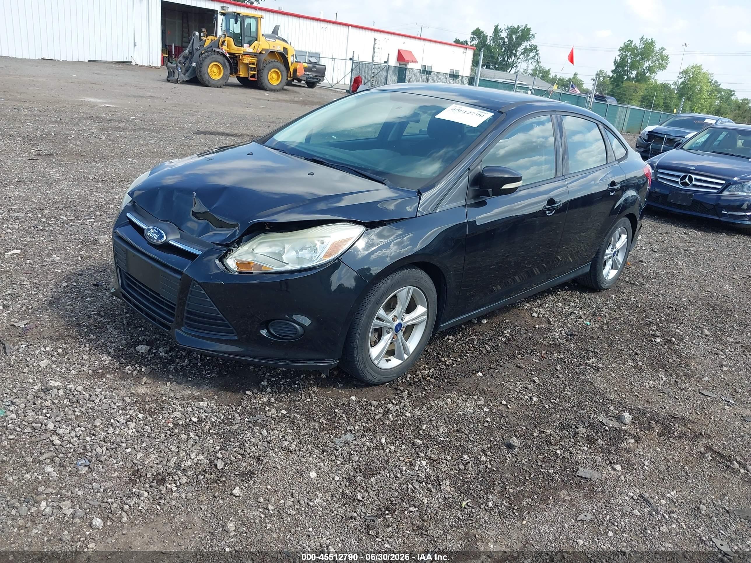2014 Ford Focus Se Черный vin: 1FADP3F25EL340098