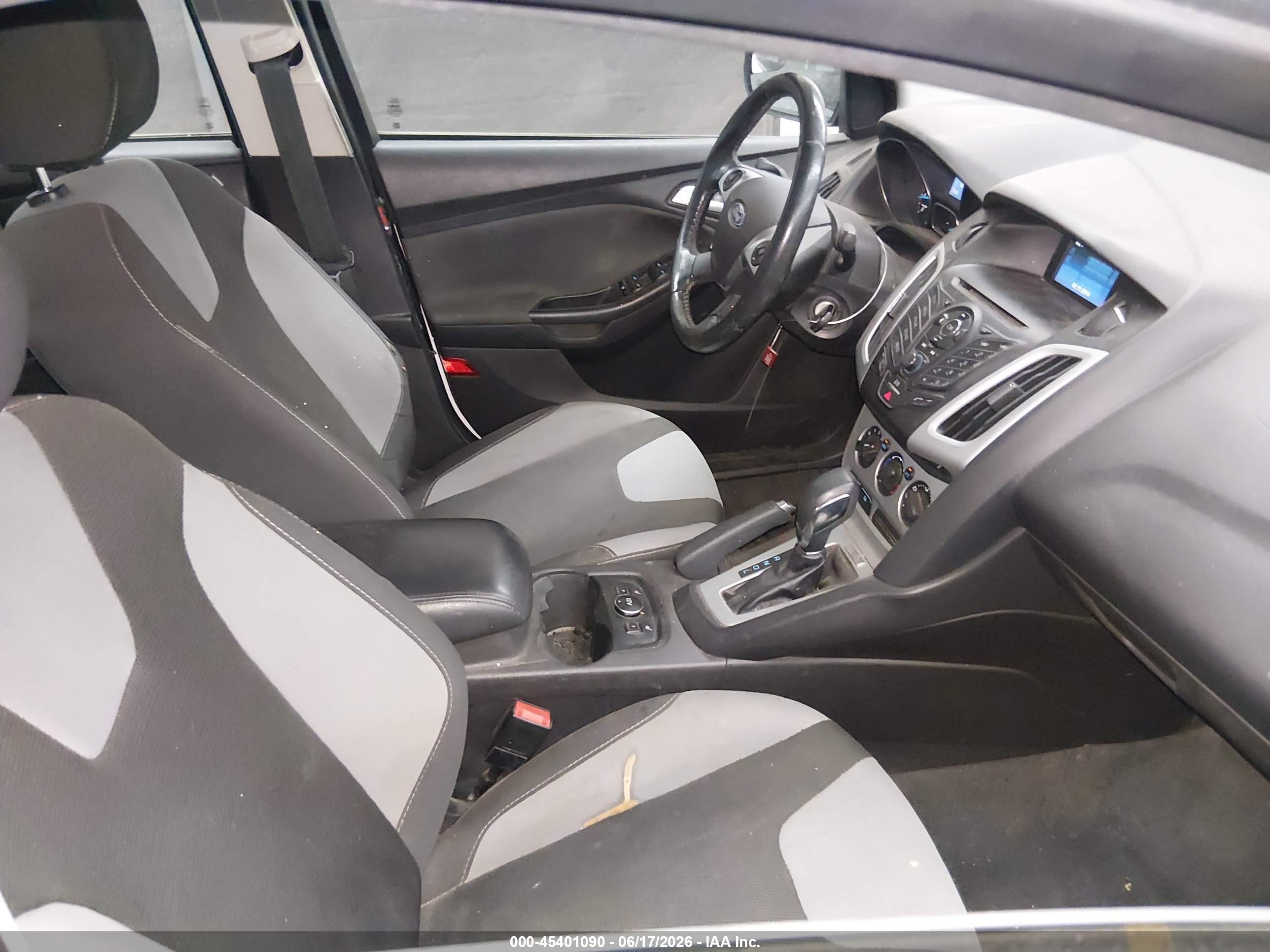 2014 Ford Focus Se White vin: 1FADP3F25EL343678