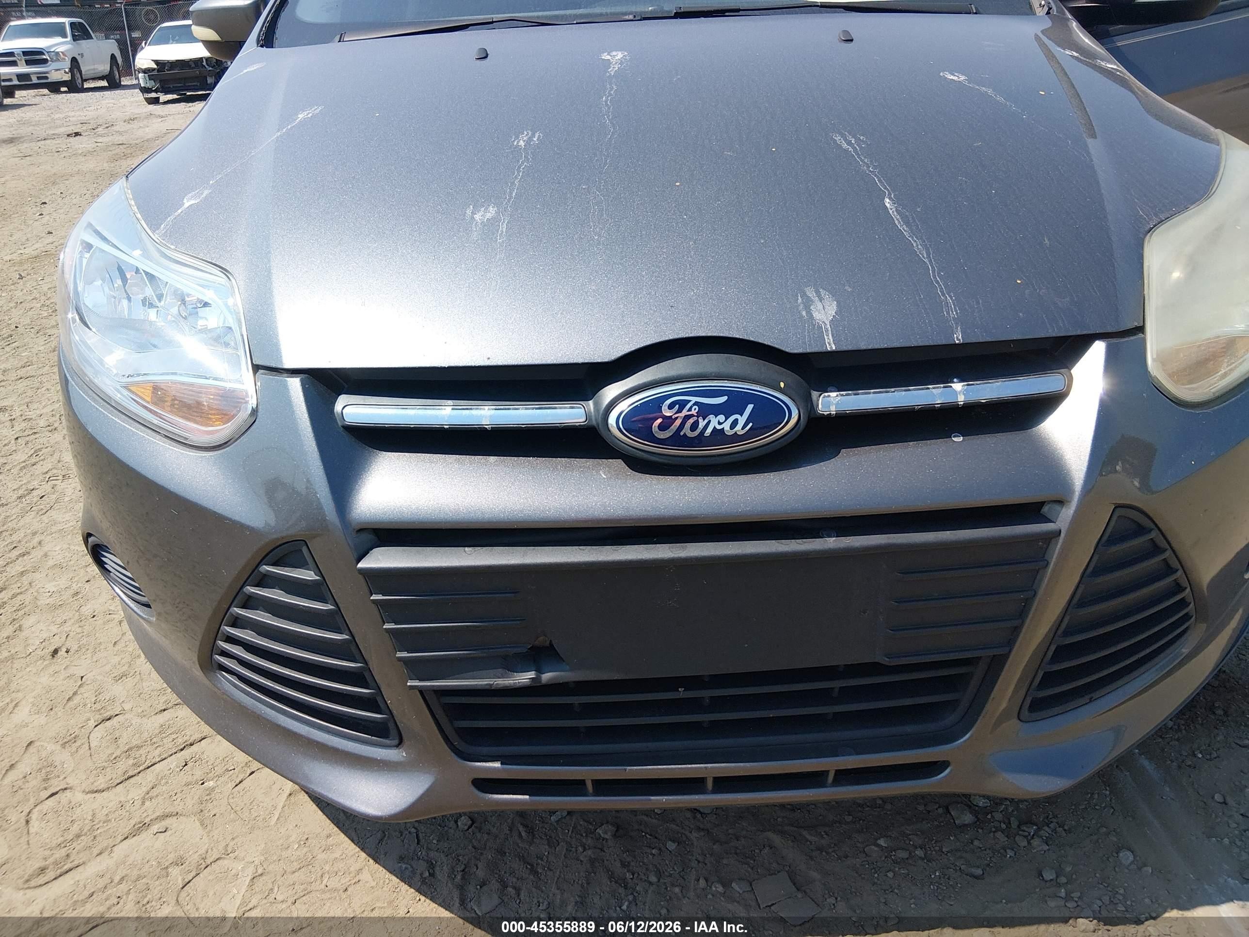 2014 Ford Focus Se Gray vin: 1FADP3F25EL369536
