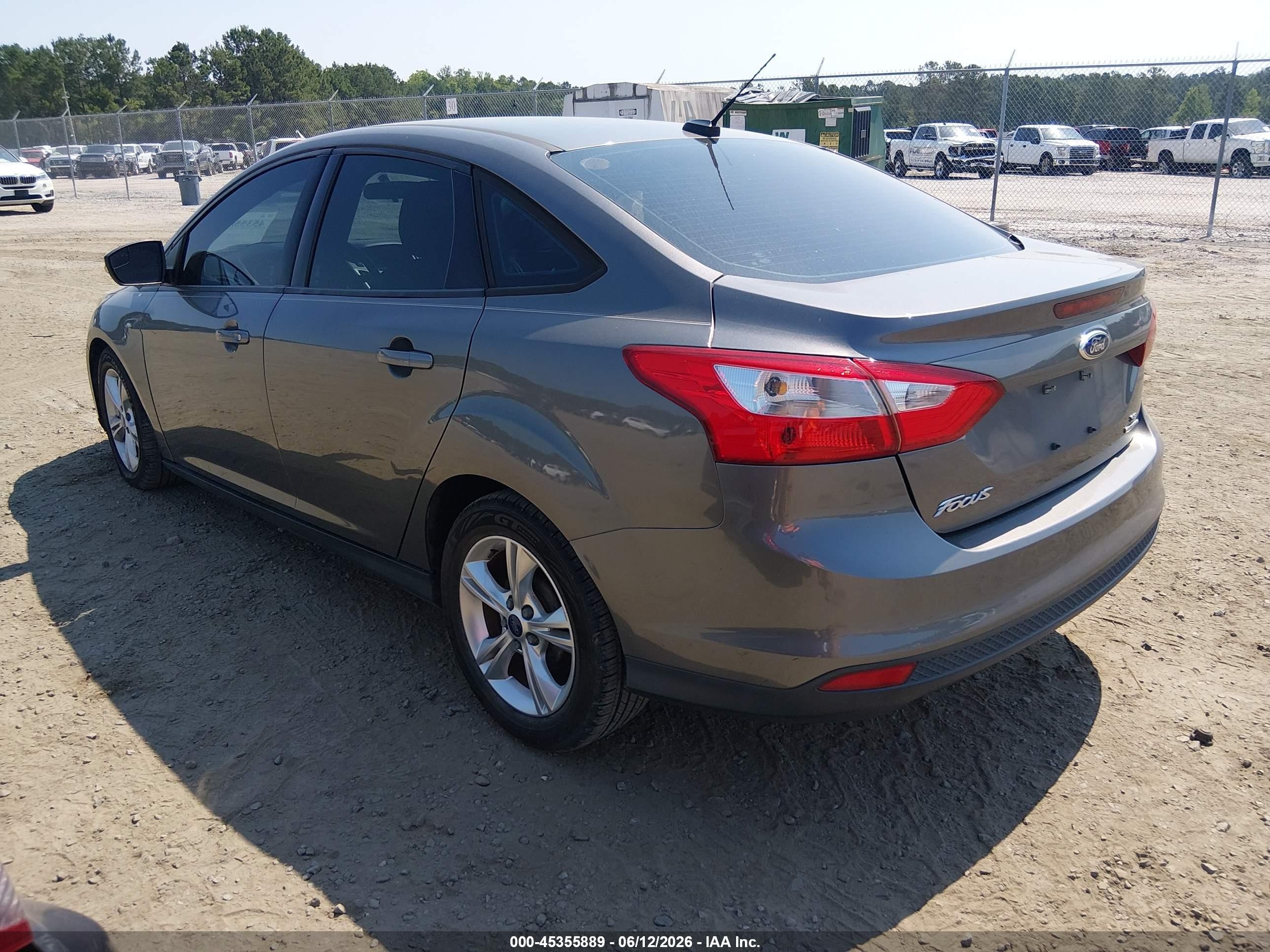 2014 Ford Focus Se Gray vin: 1FADP3F25EL369536