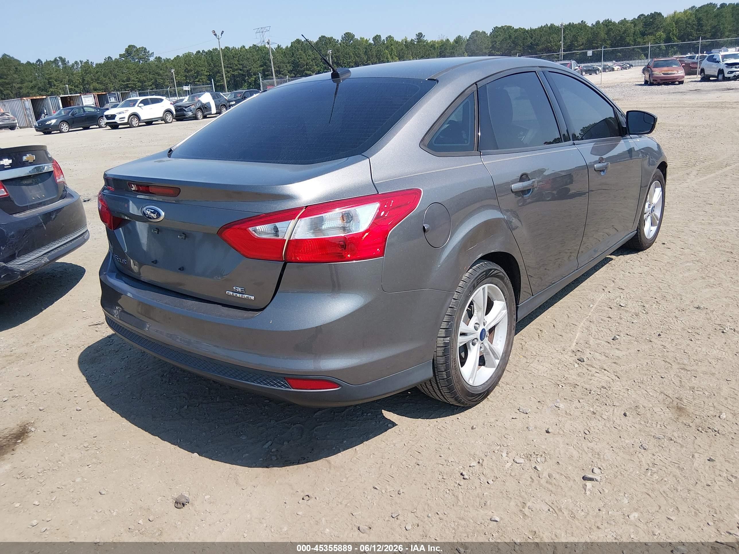 2014 Ford Focus Se Gray vin: 1FADP3F25EL369536