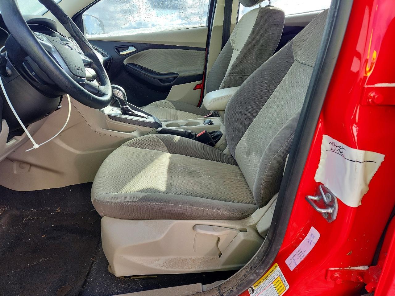 2014 Ford Focus Se Red vin: 1FADP3F25EL393965