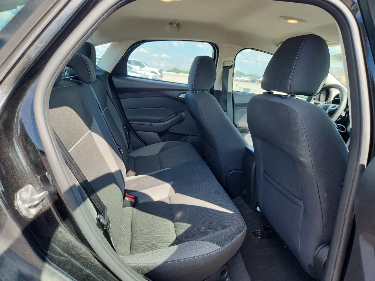 2014 Ford Focus Se Black vin: 1FADP3F25EL396803