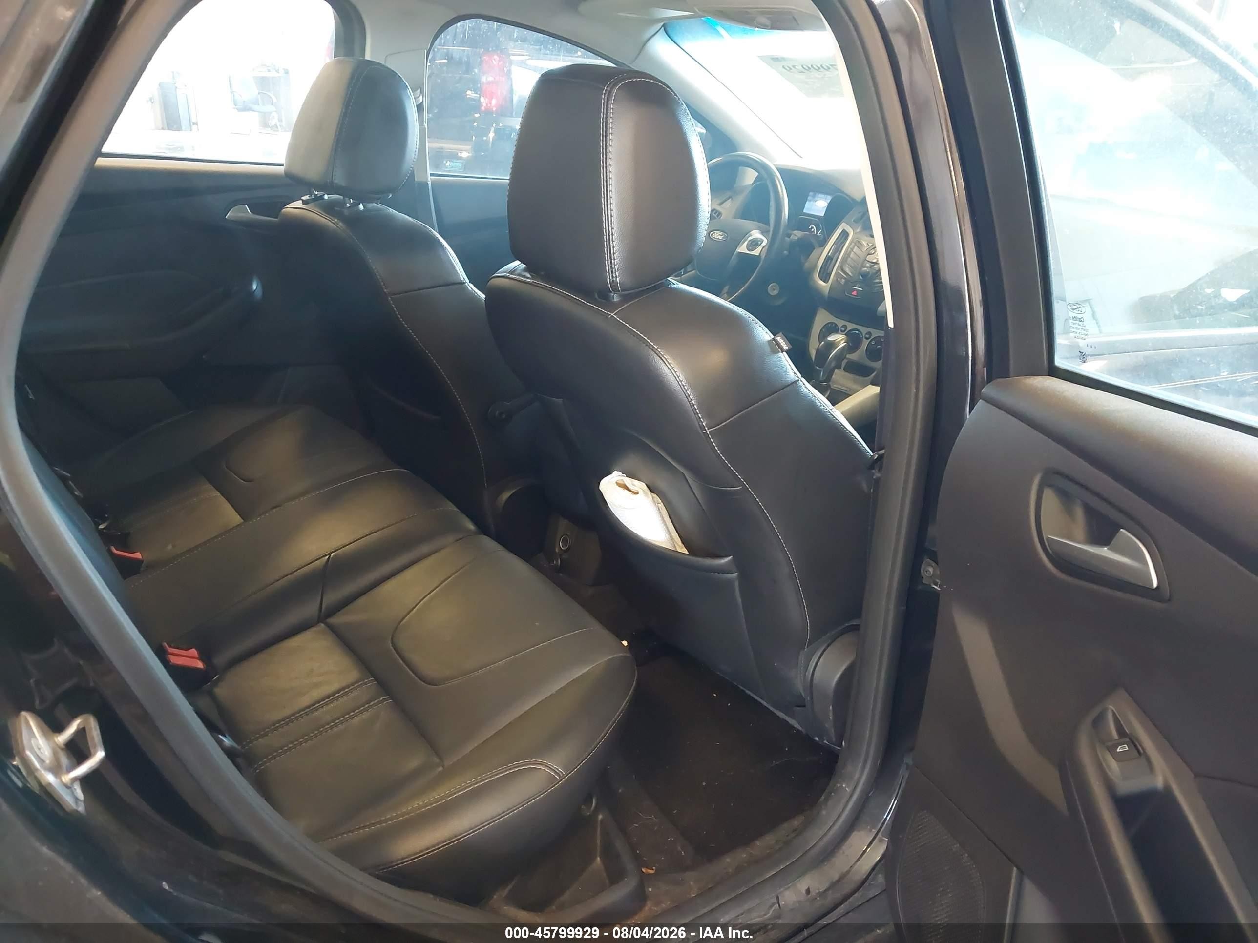 2014 Ford Focus Se Black vin: 1FADP3F25EL398082